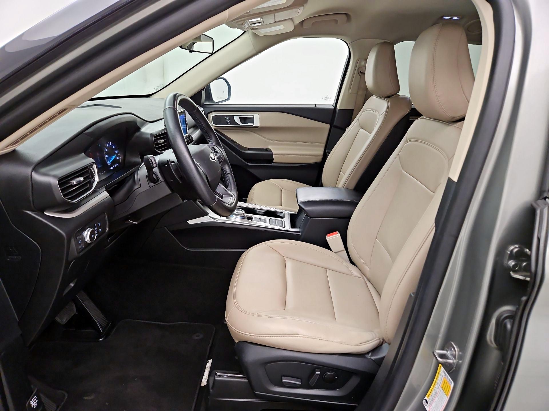 Thumbnail: 2020 Ford Explorer - 11