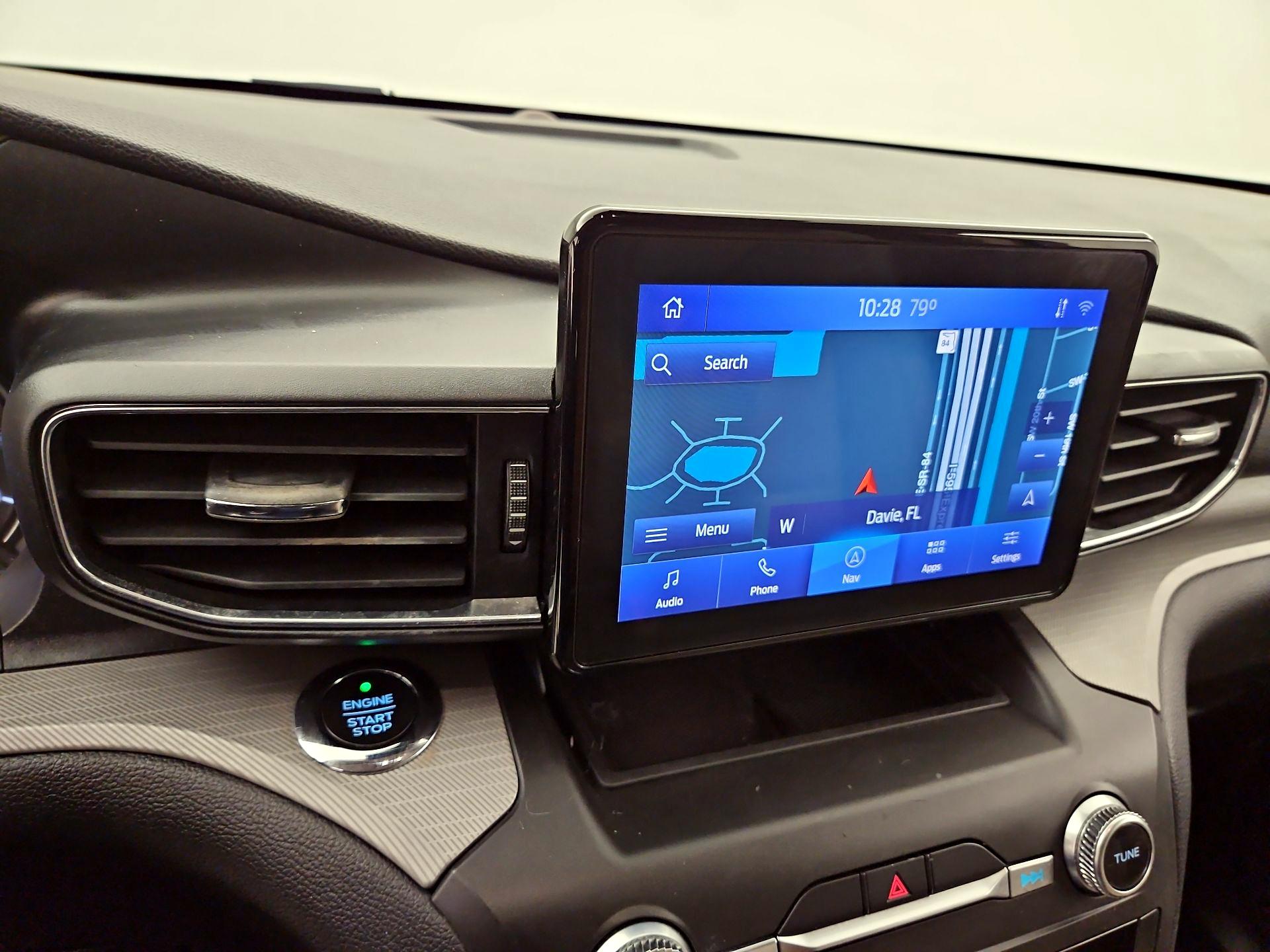 Thumbnail: 2020 Ford Explorer - 14