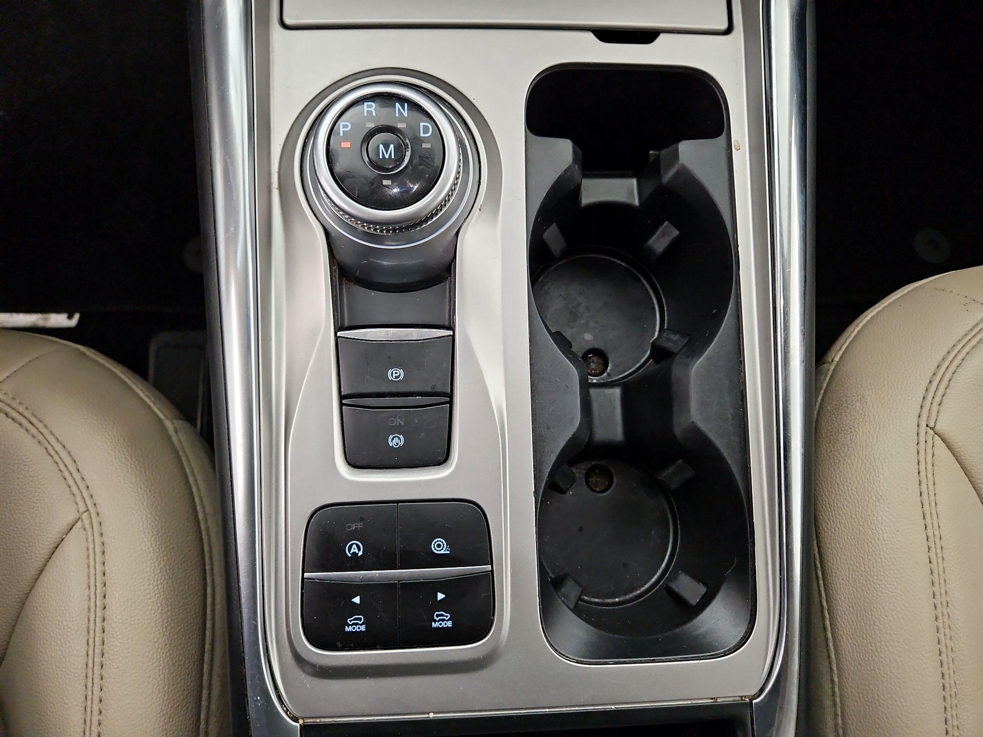 Thumbnail: 2020 Ford Explorer - 18