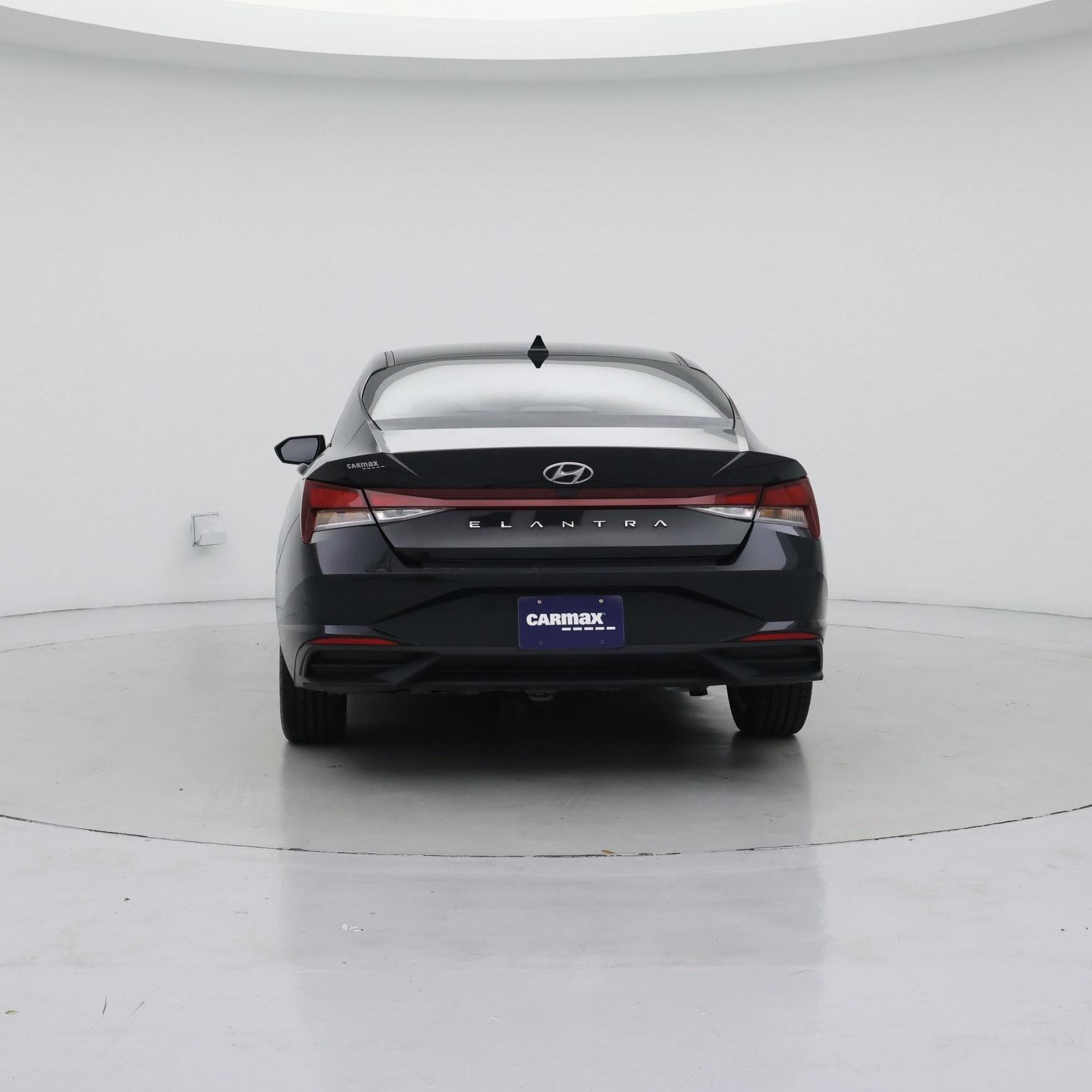 Thumbnail: 2022 Hyundai Elantra - 6