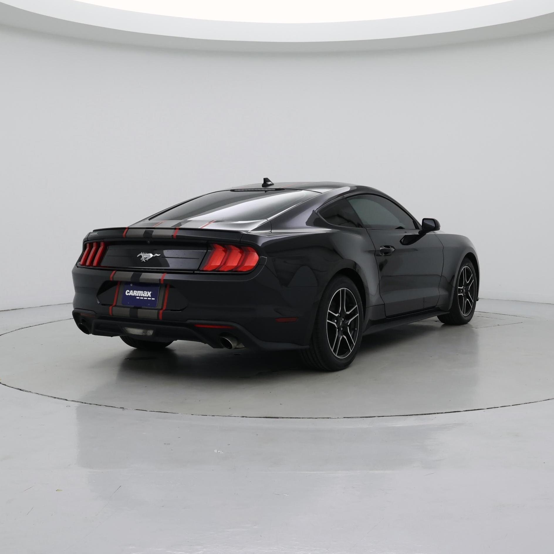 Thumbnail: 2022 Ford Mustang - 8