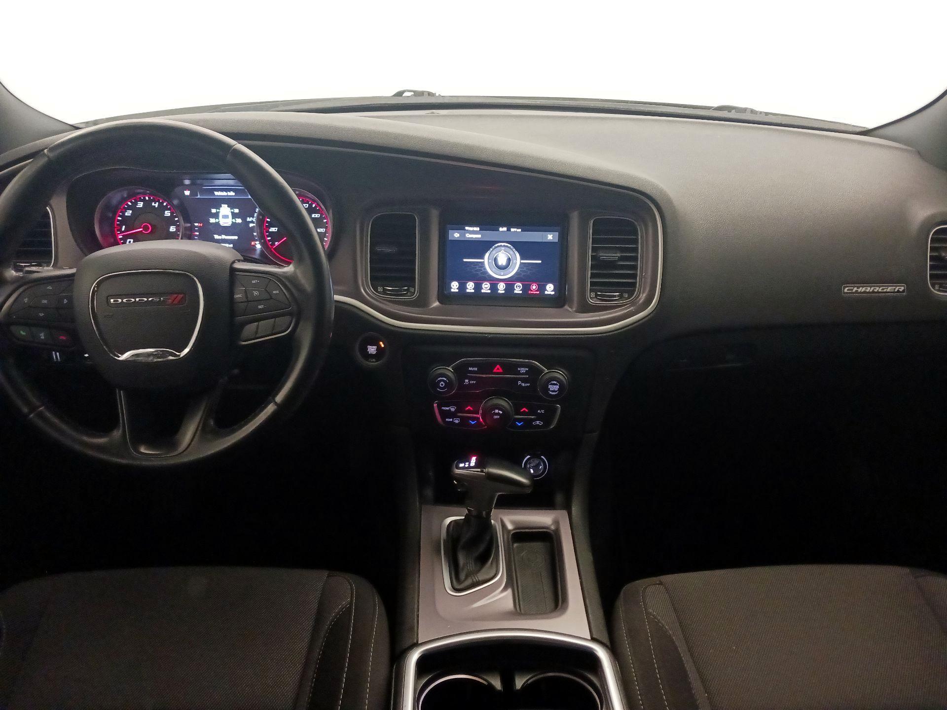 Thumbnail: 2020 Dodge Charger - 9