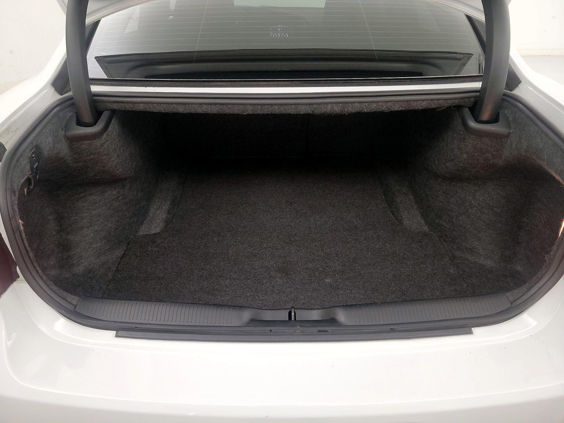 Thumbnail: 2020 Dodge Charger - 20