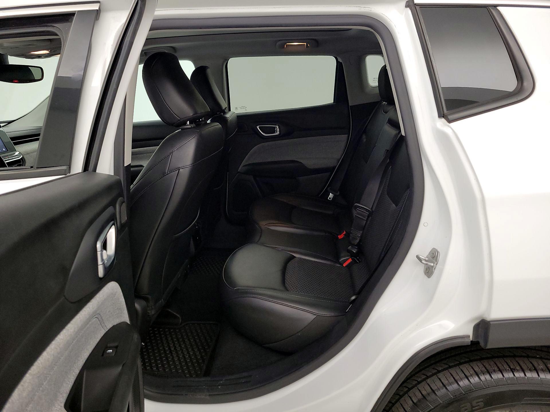 Thumbnail: 2022 Jeep Compass - 20