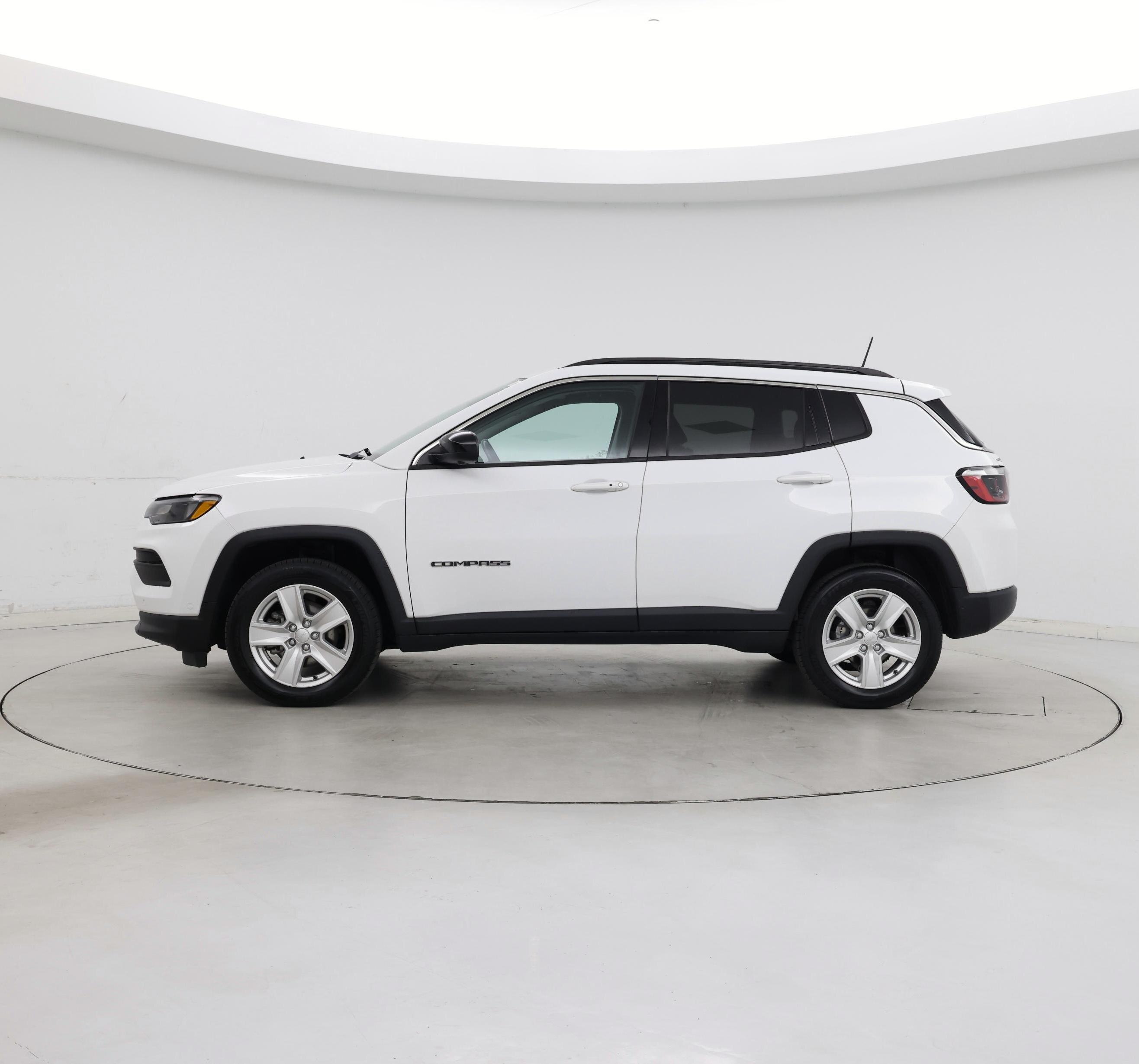 Thumbnail: 2022 Jeep Compass - 3