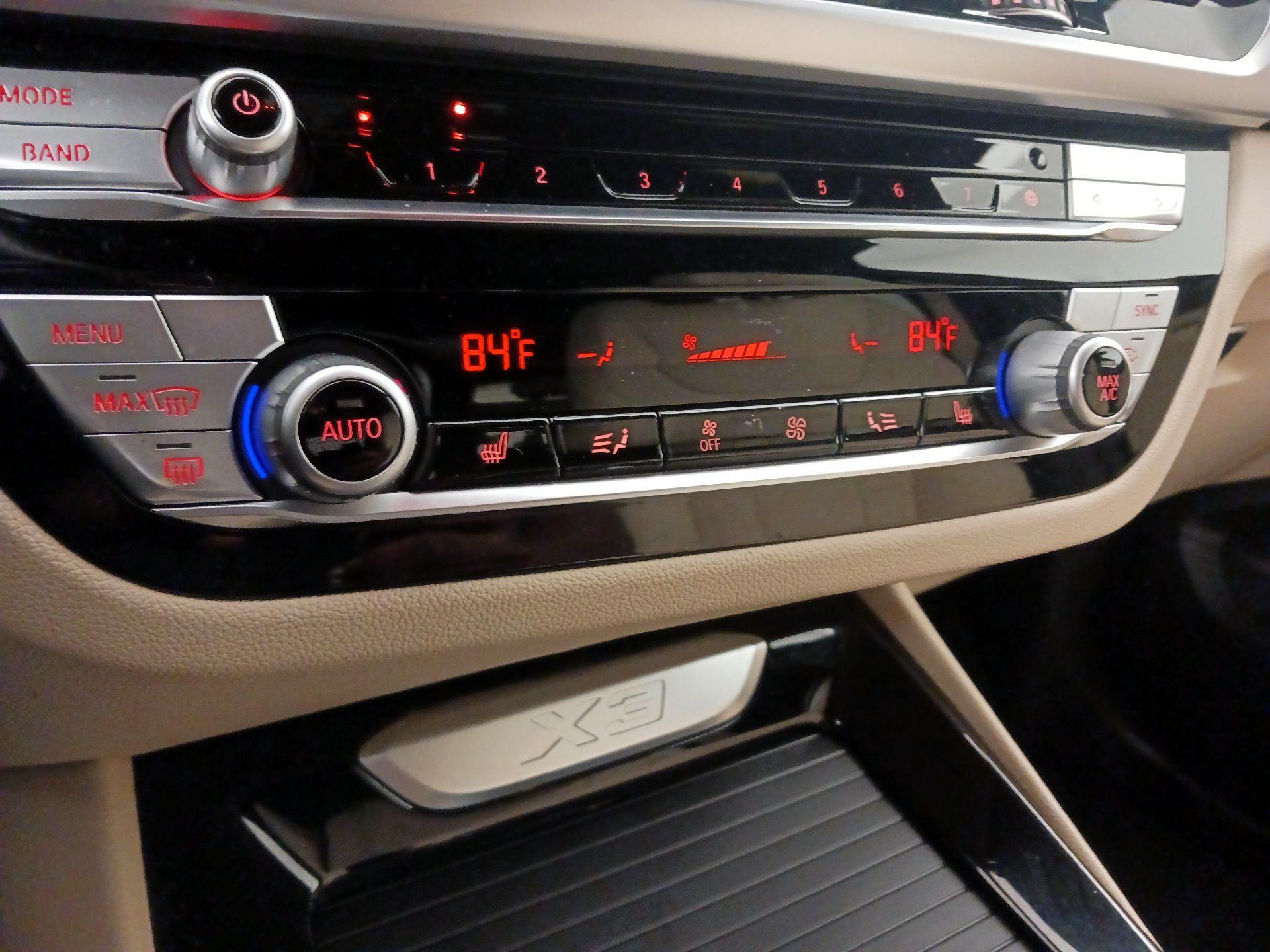 Thumbnail: 2021 BMW X3 - 17