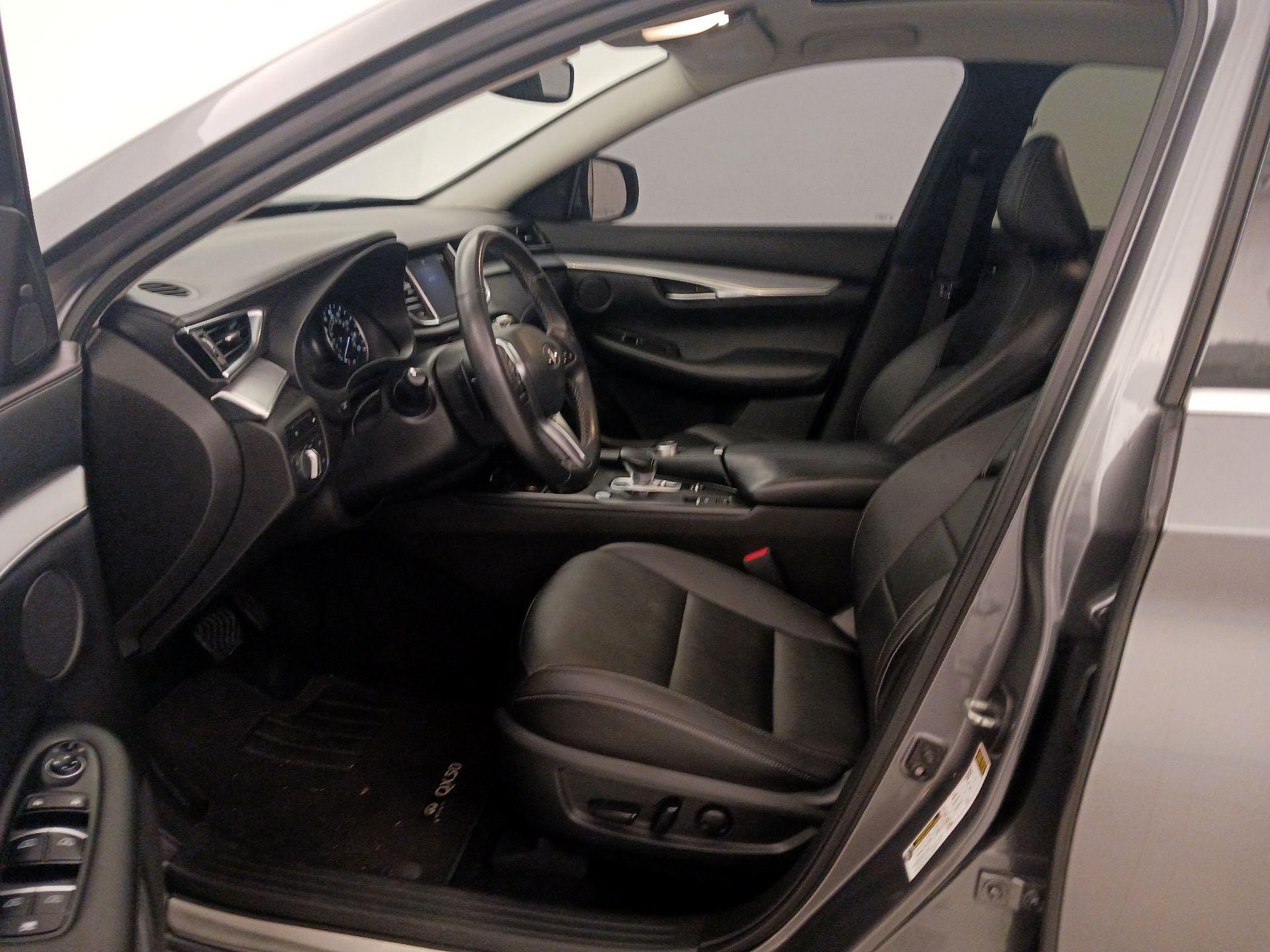 Thumbnail: 2020 INFINITI QX50 - 11