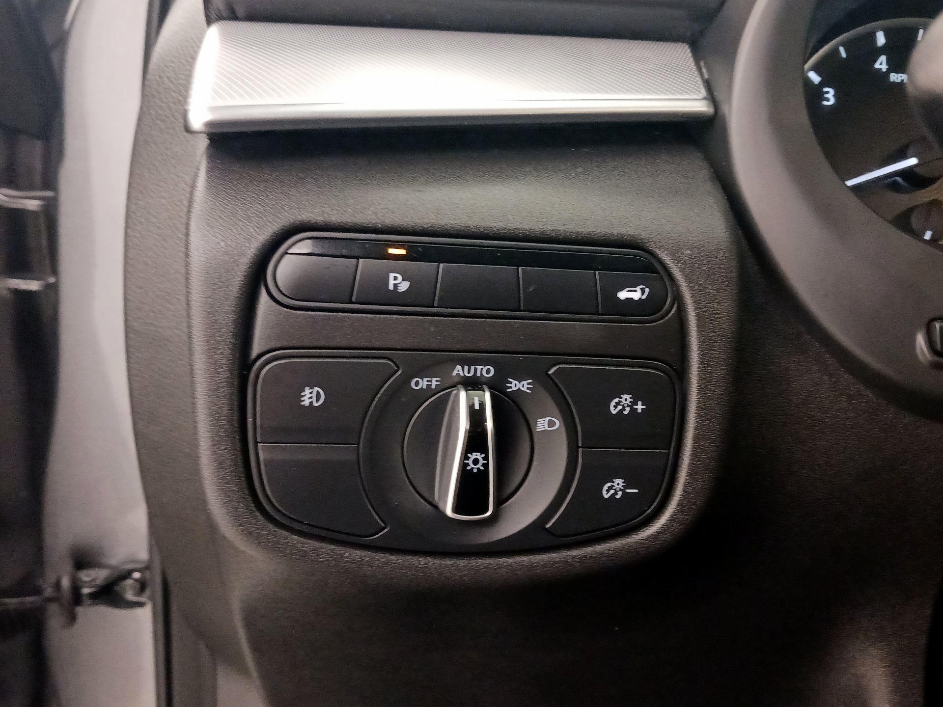 Thumbnail: 2020 INFINITI QX50 - 13