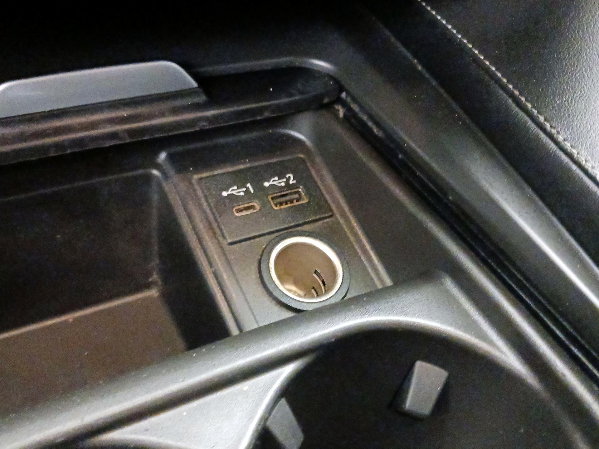 Thumbnail: 2020 INFINITI QX50 - 18