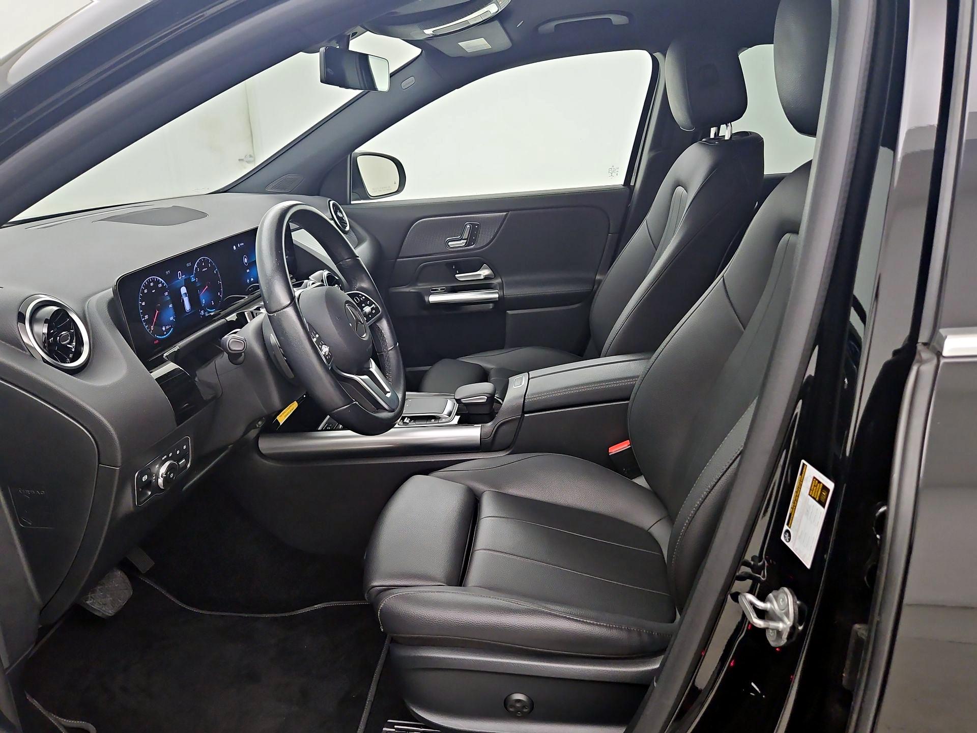 Thumbnail: 2022 Mercedes-Benz GLA - 11