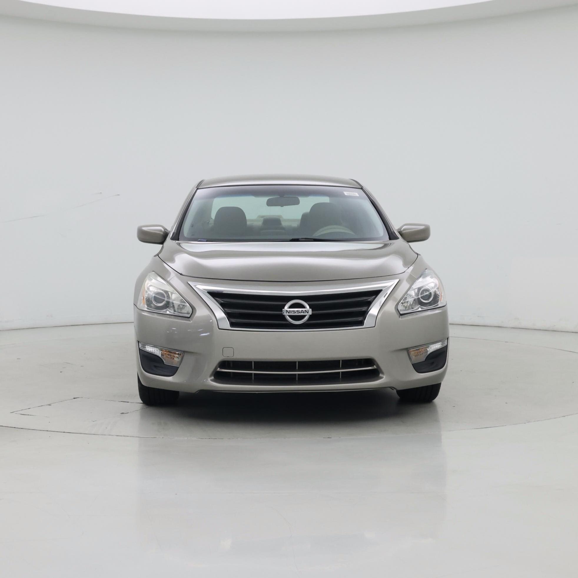Thumbnail: 2015 Nissan Altima - 5
