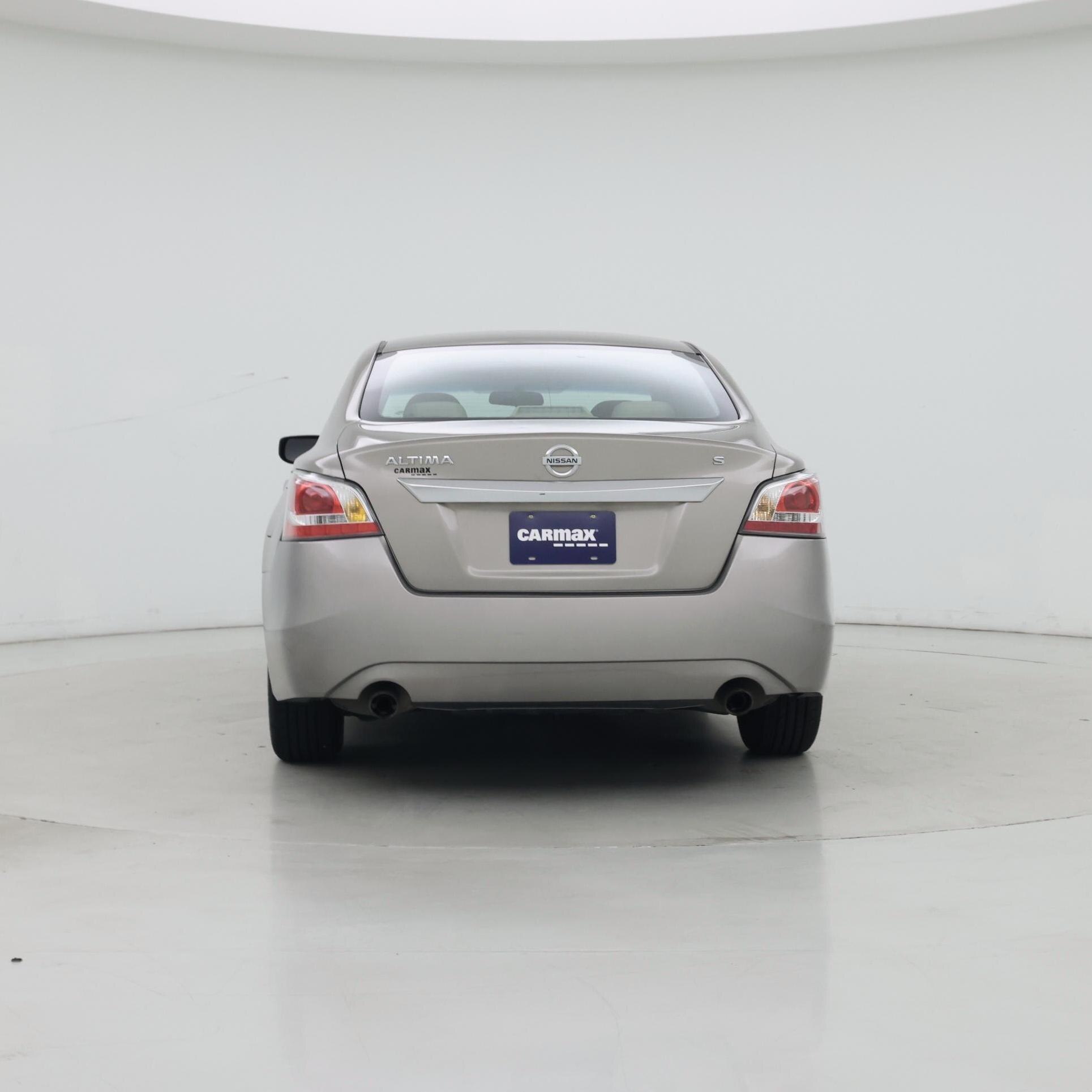 Thumbnail: 2015 Nissan Altima - 6