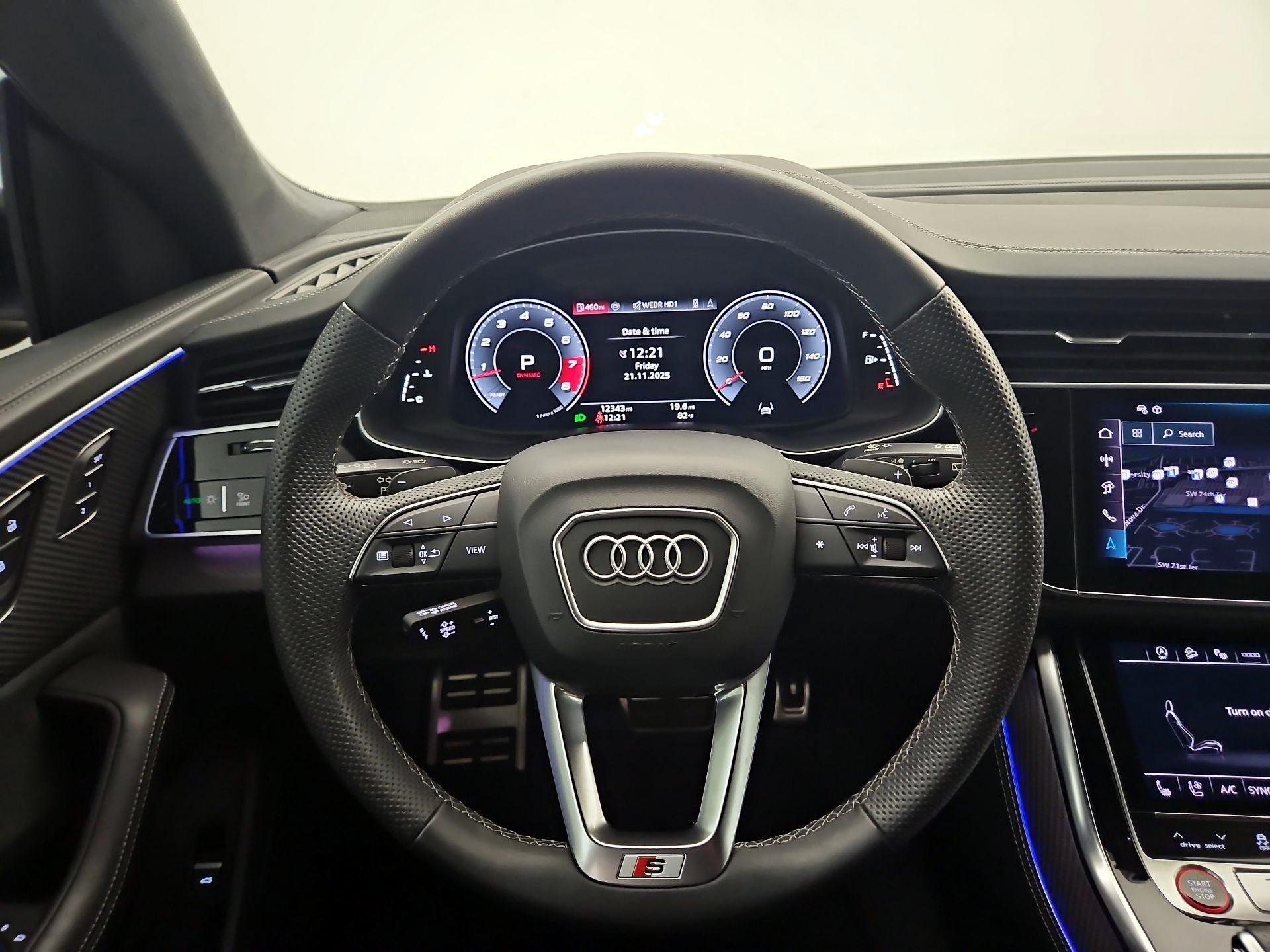 Thumbnail: 2024 Audi SQ8 - 10