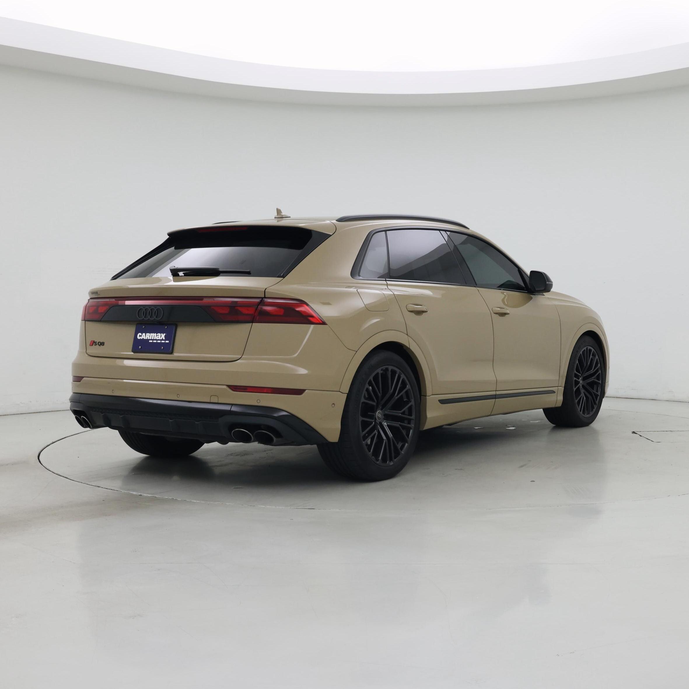 Thumbnail: 2024 Audi SQ8 - 8