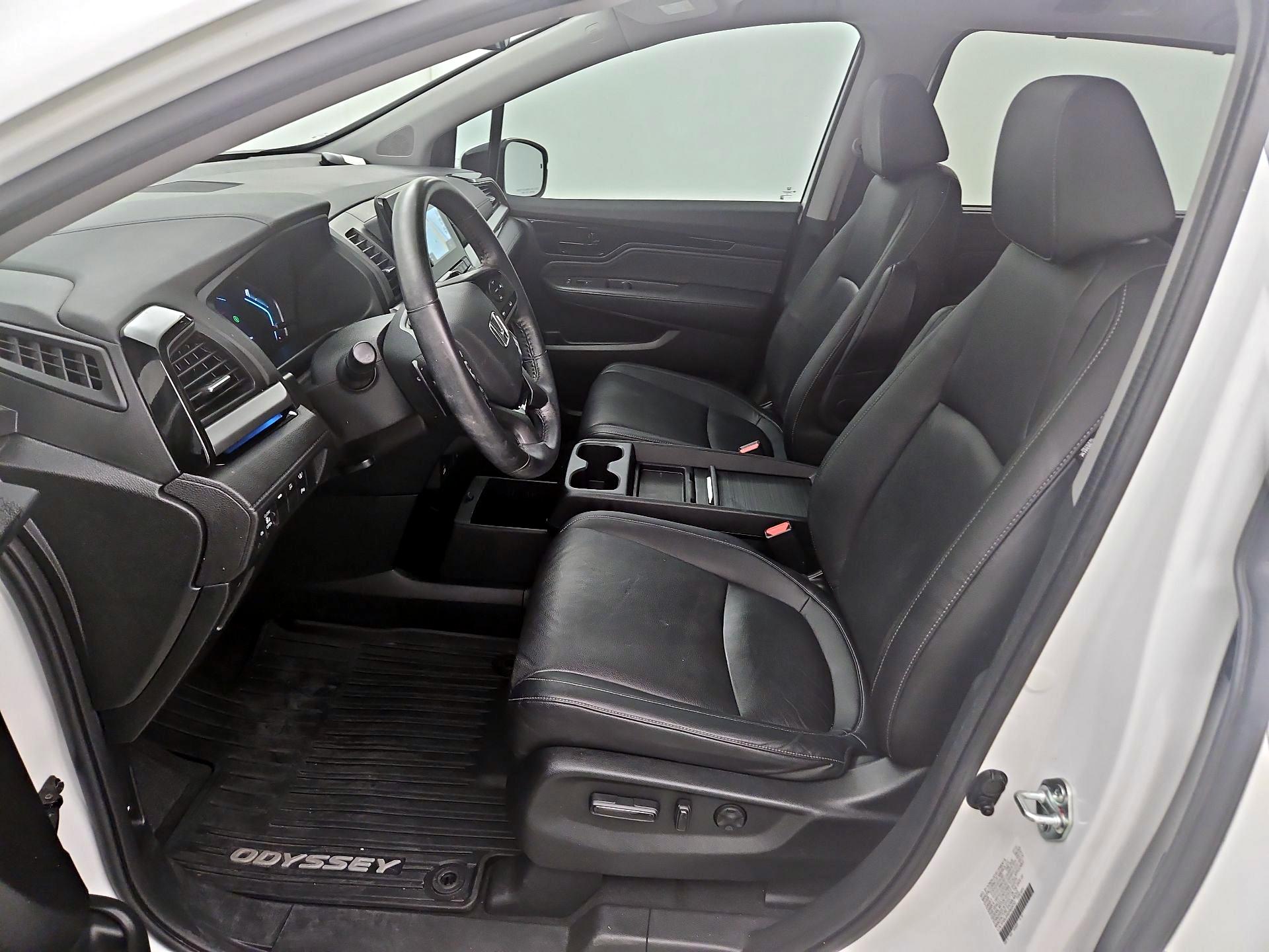 Thumbnail: 2023 Honda Odyssey - 11