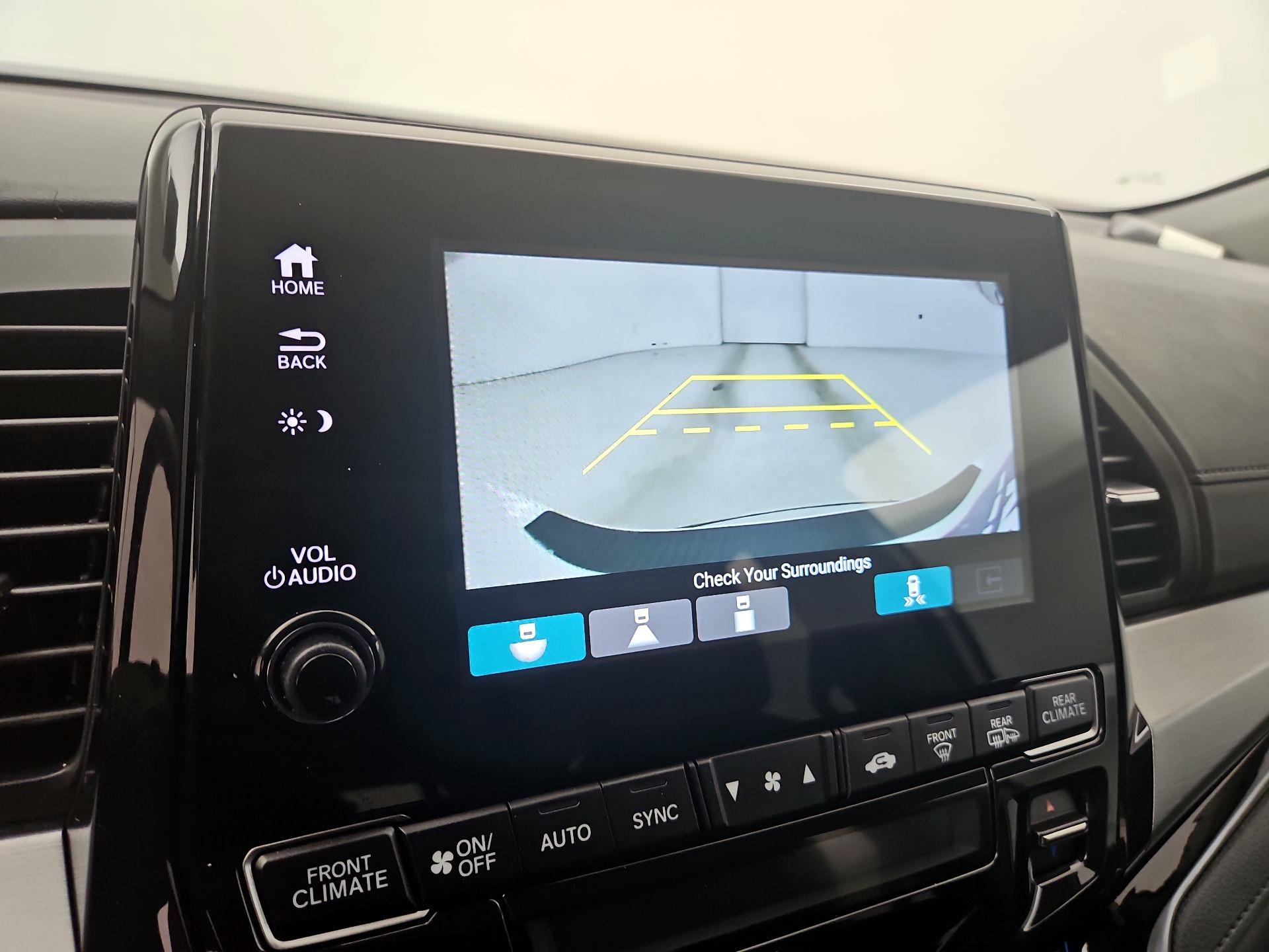 Thumbnail: 2023 Honda Odyssey - 15