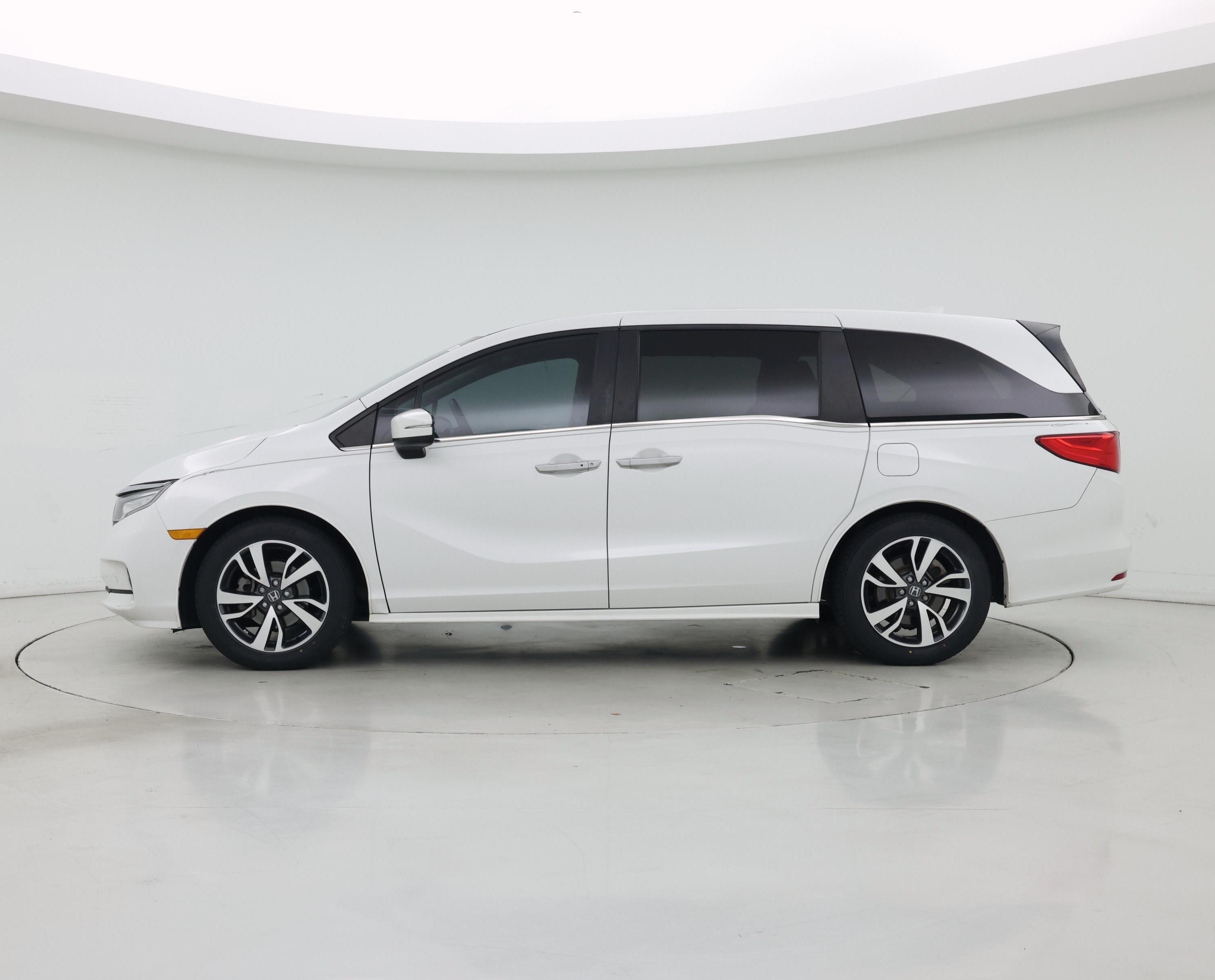 Thumbnail: 2023 Honda Odyssey - 3