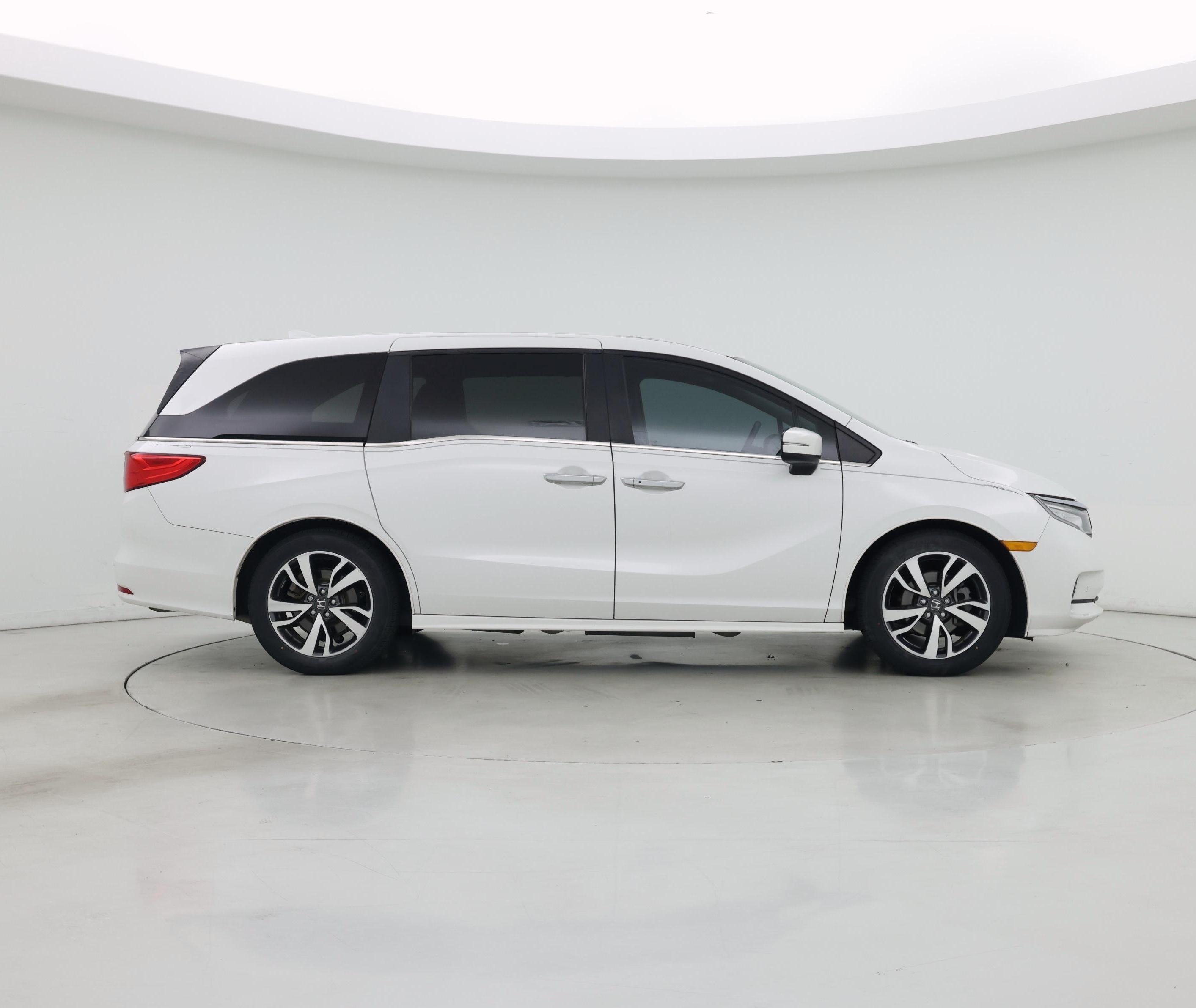 Thumbnail: 2023 Honda Odyssey - 7