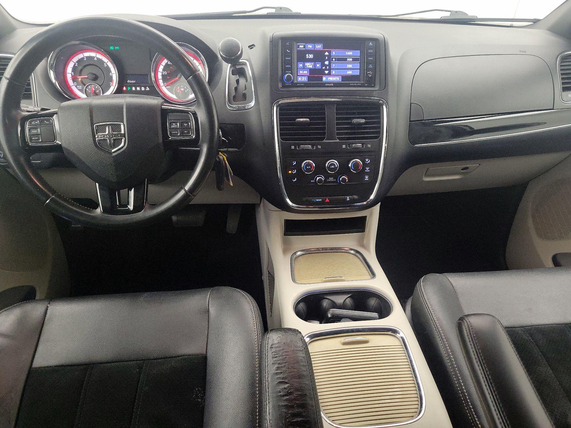 Thumbnail: 2017 Dodge Grand Caravan - 9