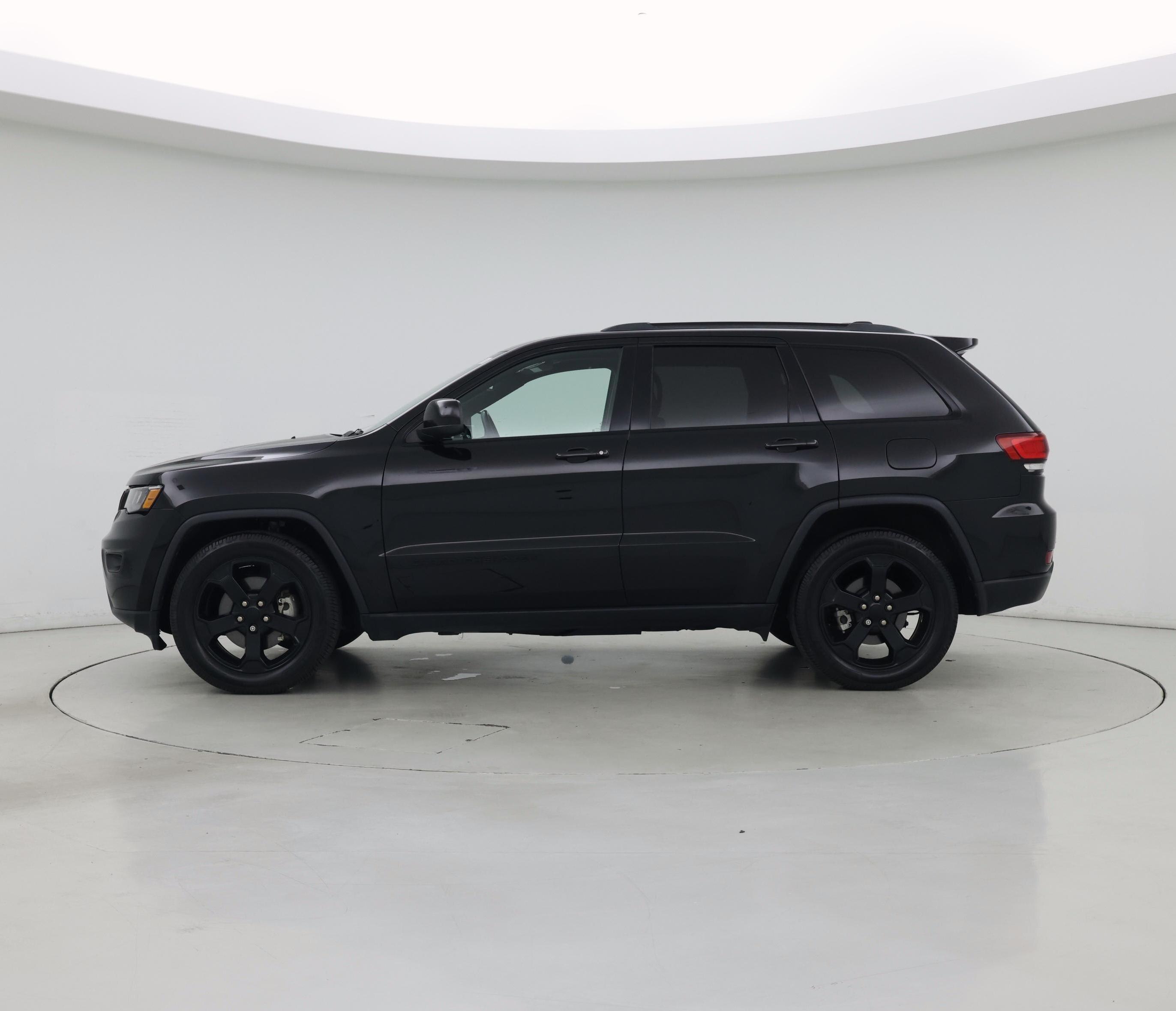 Thumbnail: 2021 Jeep Grand Cherokee - 3