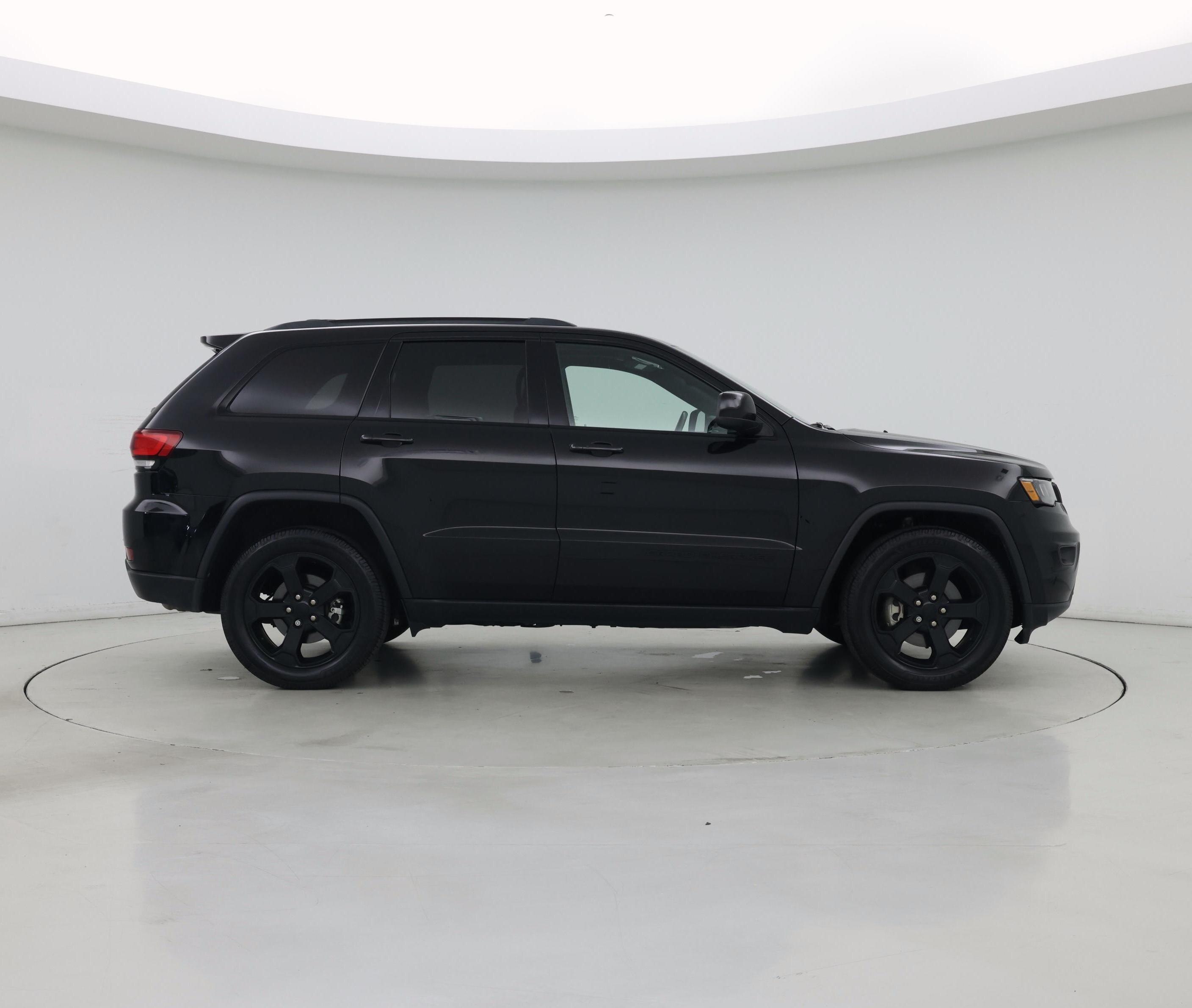 Thumbnail: 2021 Jeep Grand Cherokee - 7