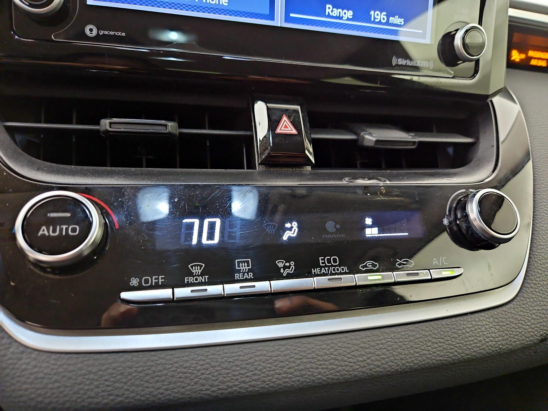 Thumbnail: 2022 Toyota Corolla - 16