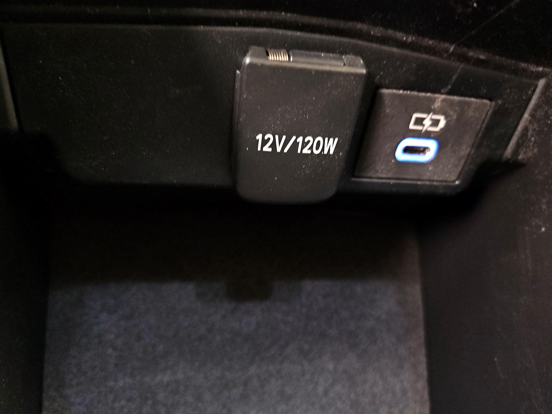 Thumbnail: 2022 Toyota Corolla - 18