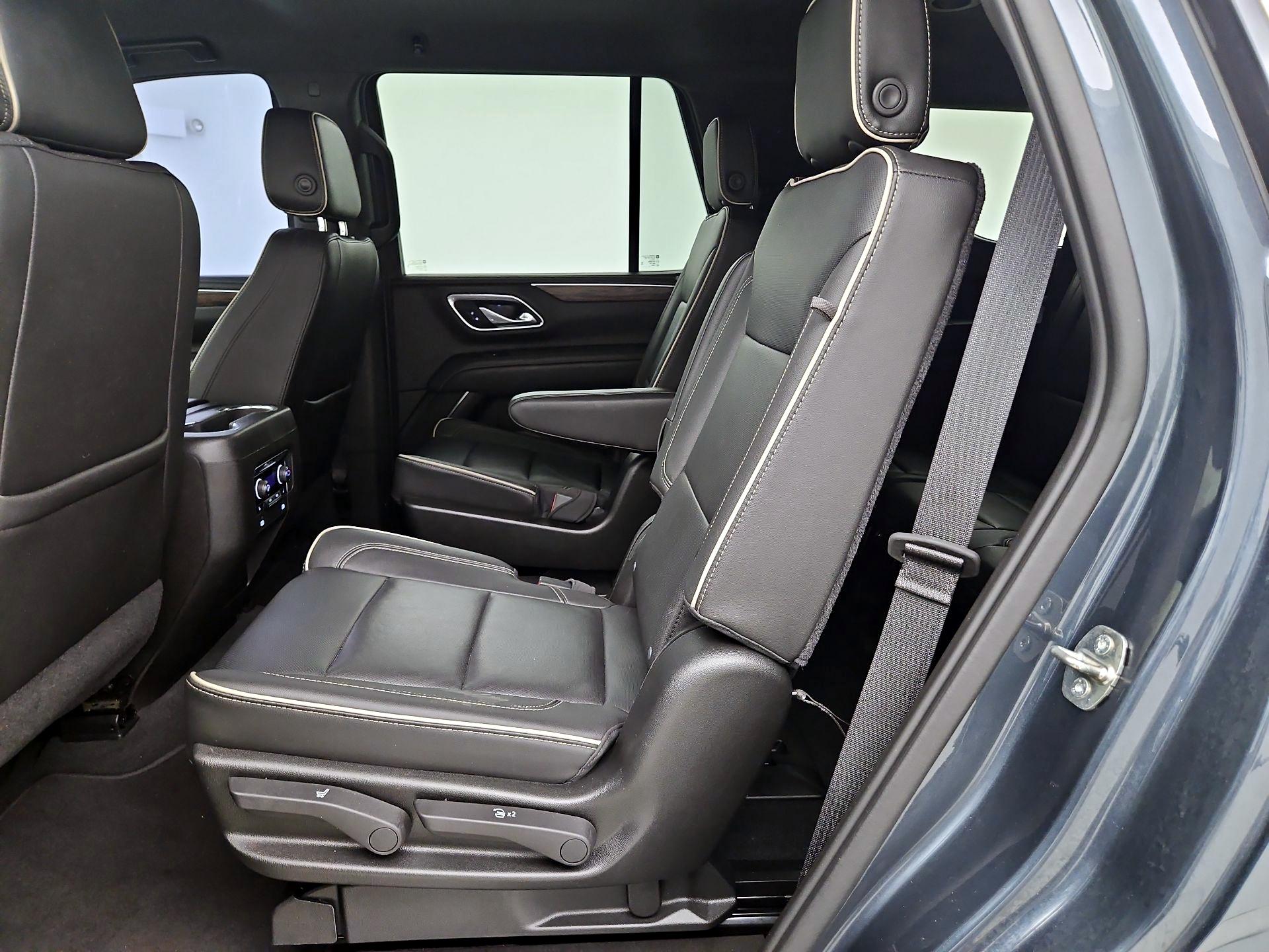 Thumbnail: 2021 Chevrolet Tahoe - 18