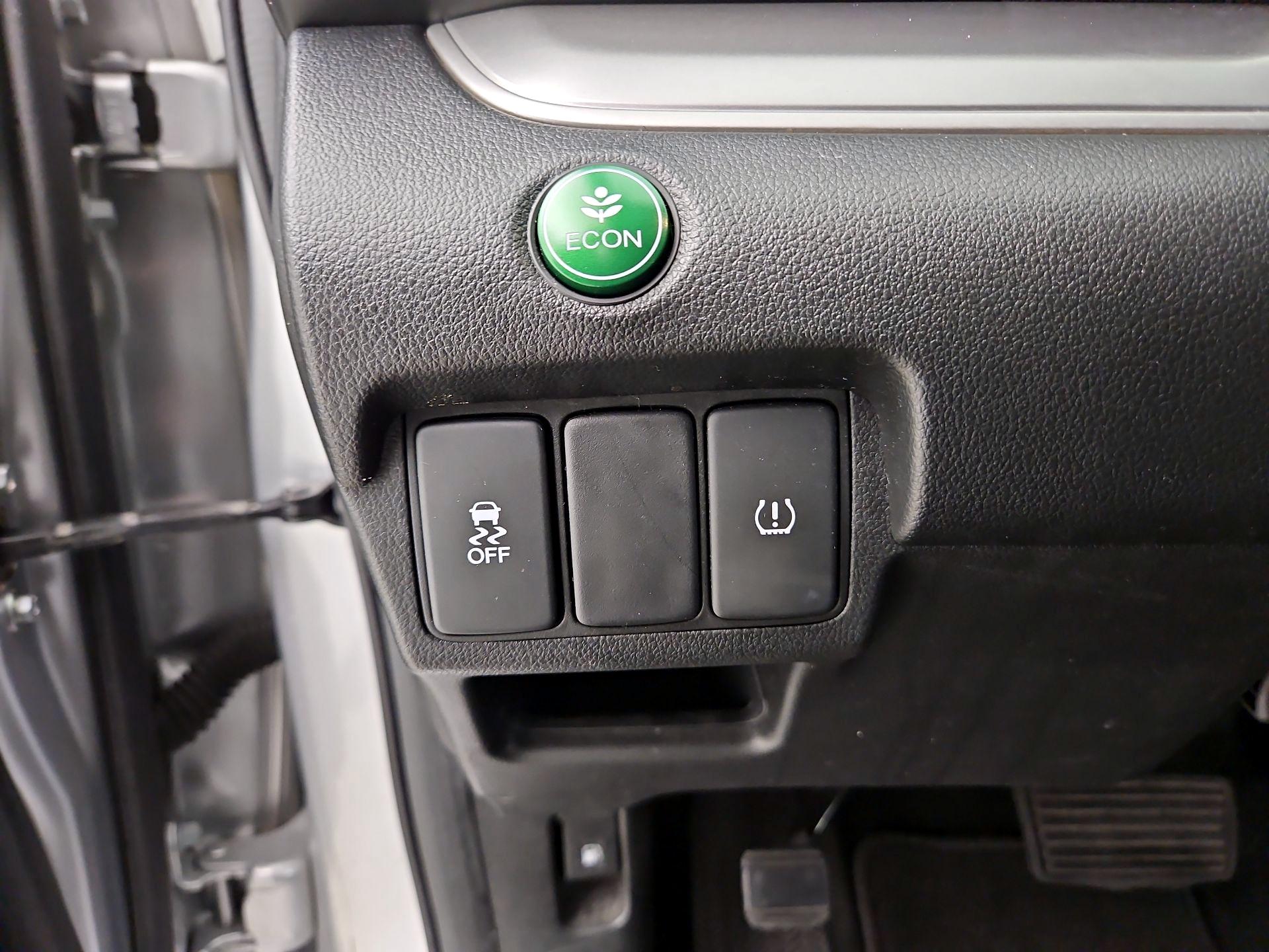 Thumbnail: 2016 Honda CR-V - 13