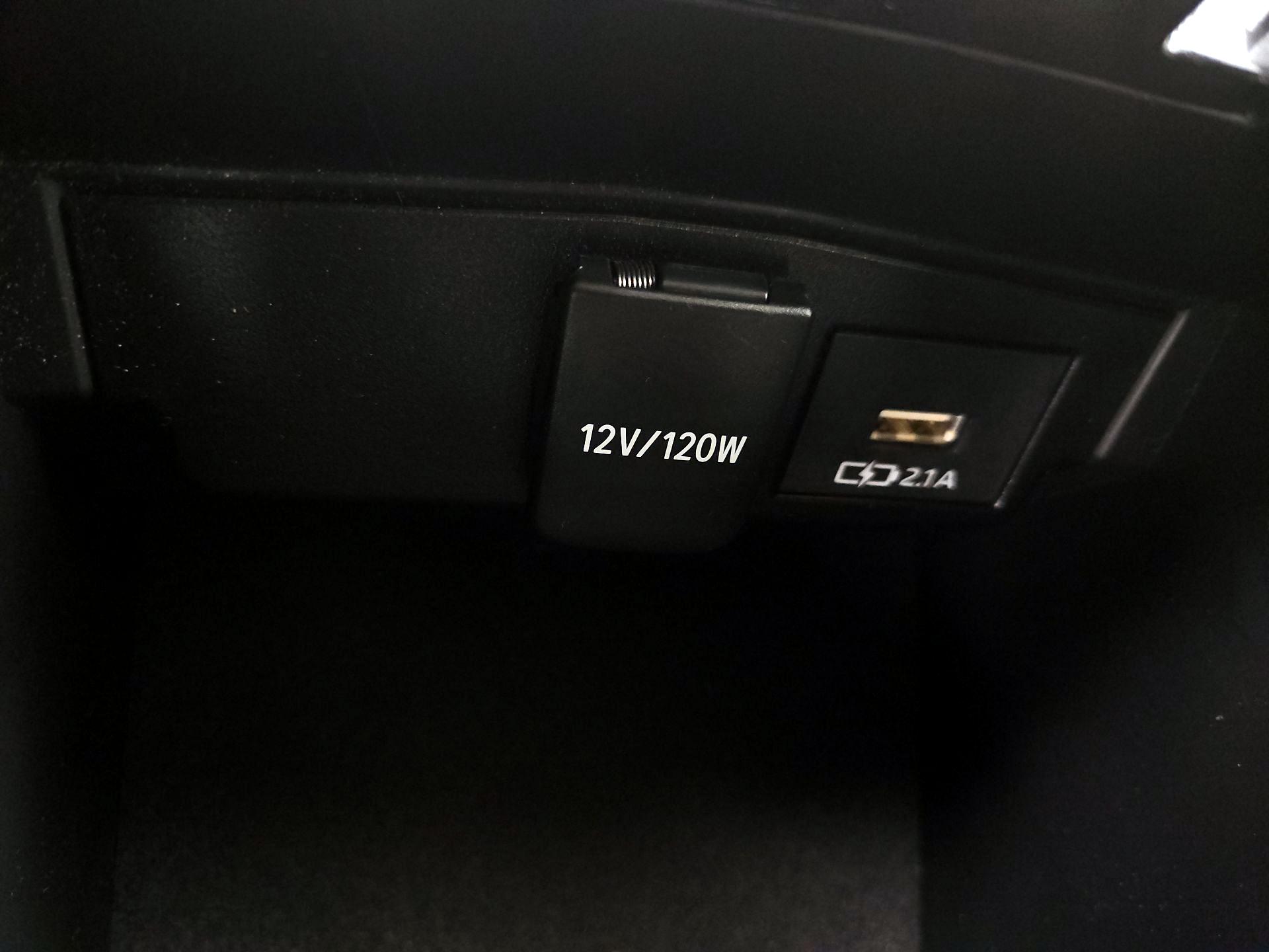 Thumbnail: 2020 Toyota Corolla - 18