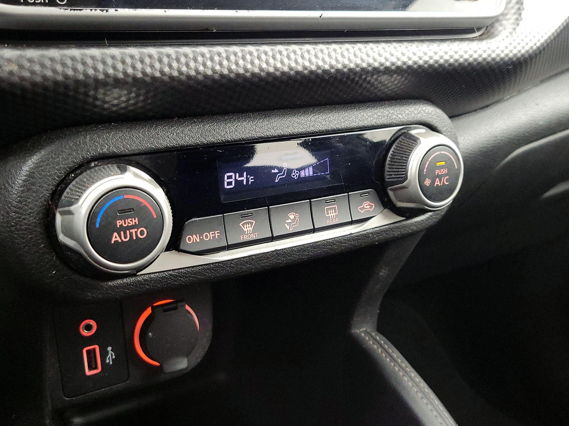 Thumbnail: 2019 Nissan Kicks - 16