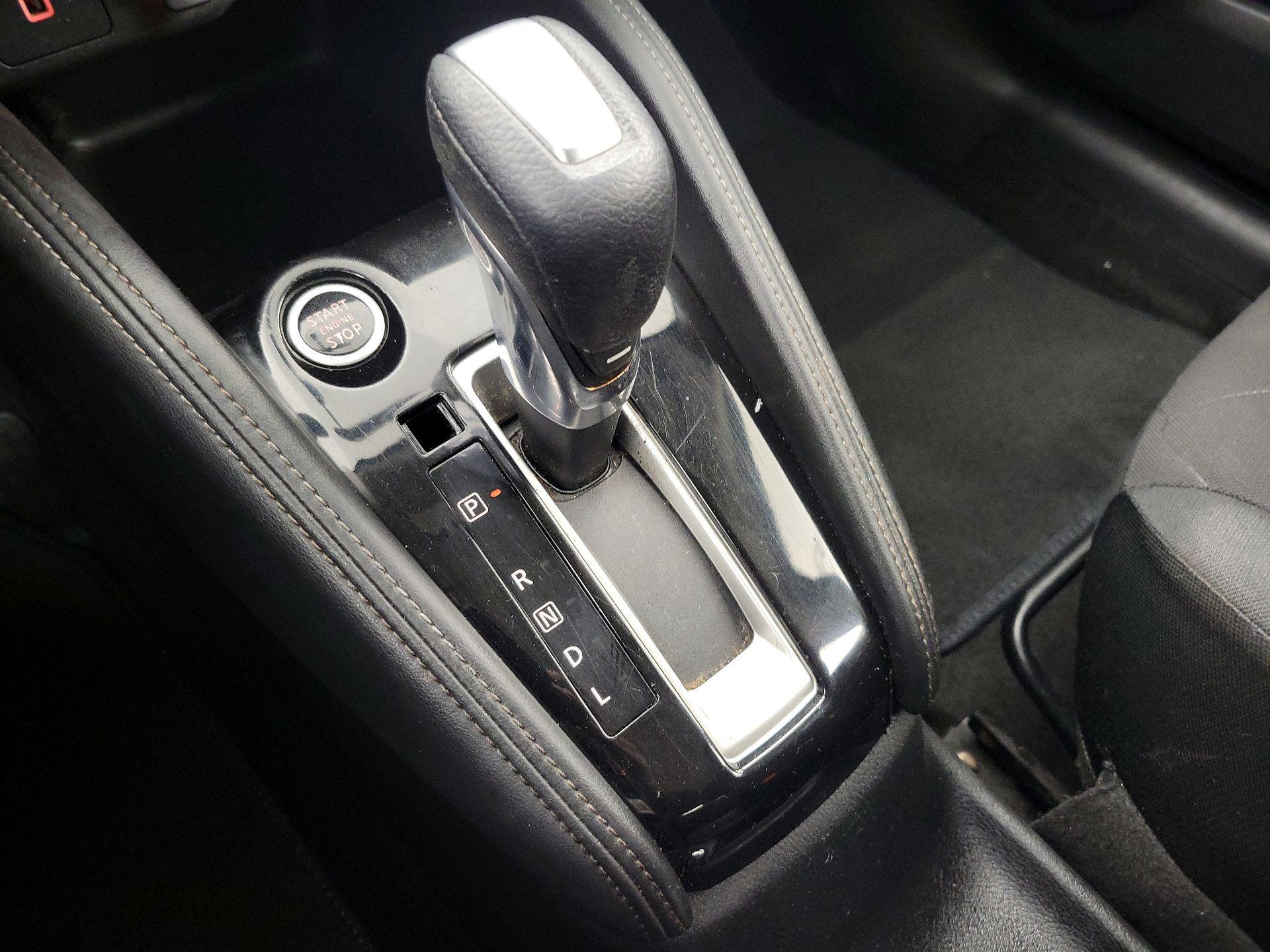 Thumbnail: 2019 Nissan Kicks - 17