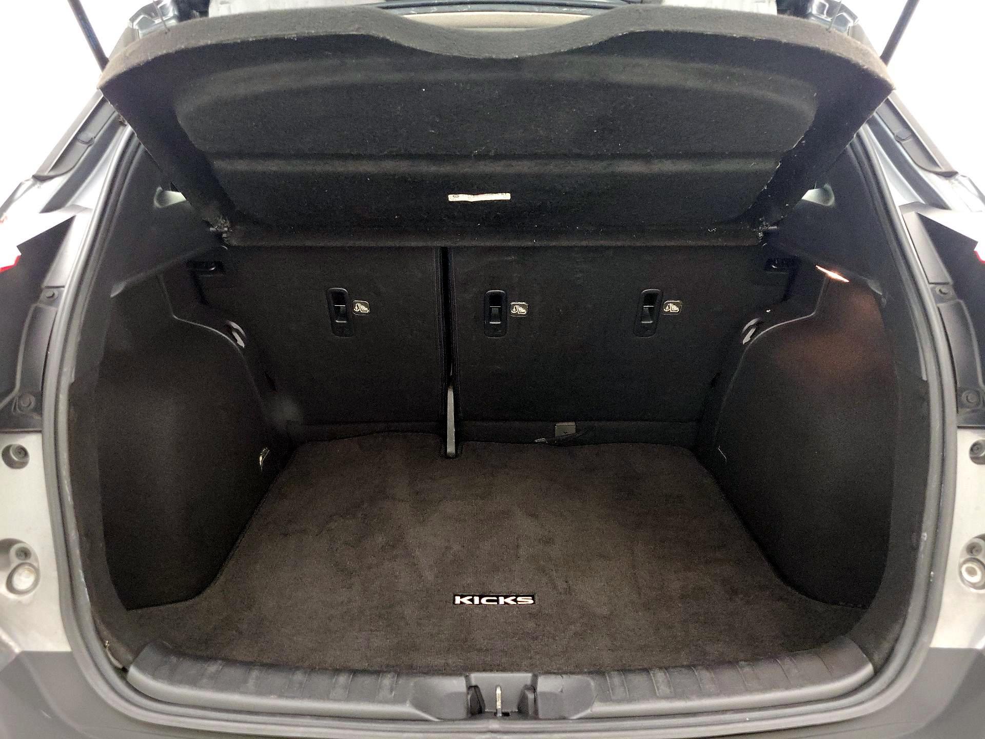 Thumbnail: 2019 Nissan Kicks - 20