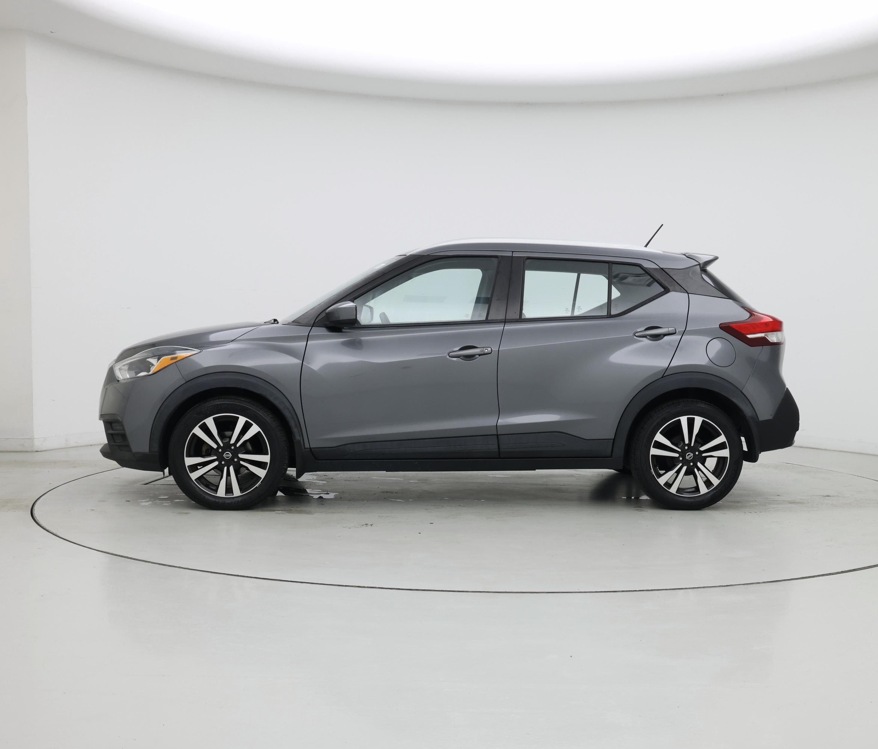 Thumbnail: 2019 Nissan Kicks - 3