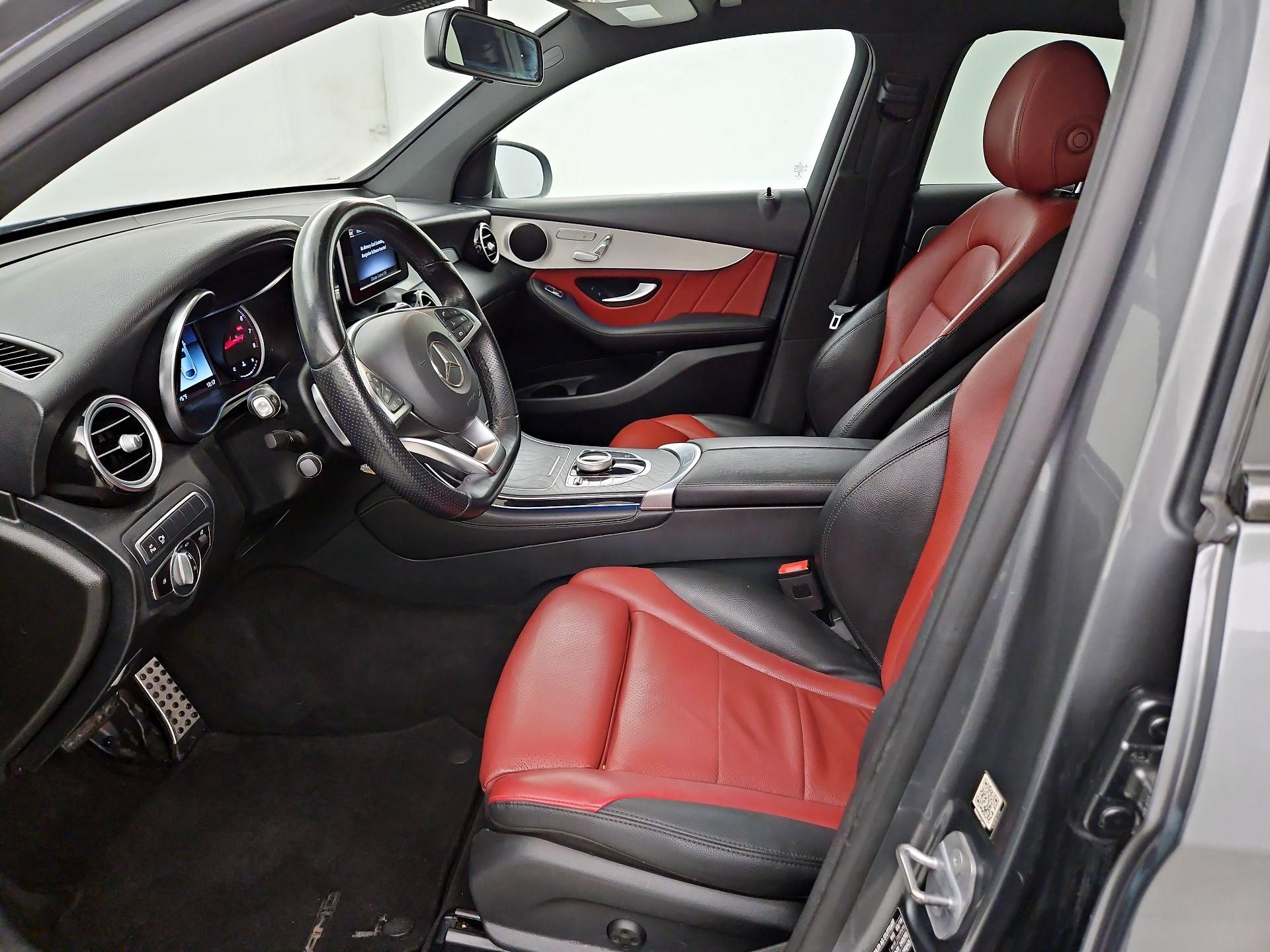 Thumbnail: 2019 Mercedes-Benz GLC - 11