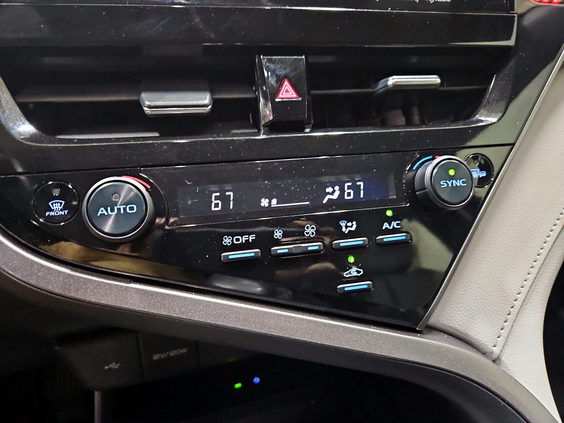 Thumbnail: 2024 Toyota Camry - 15