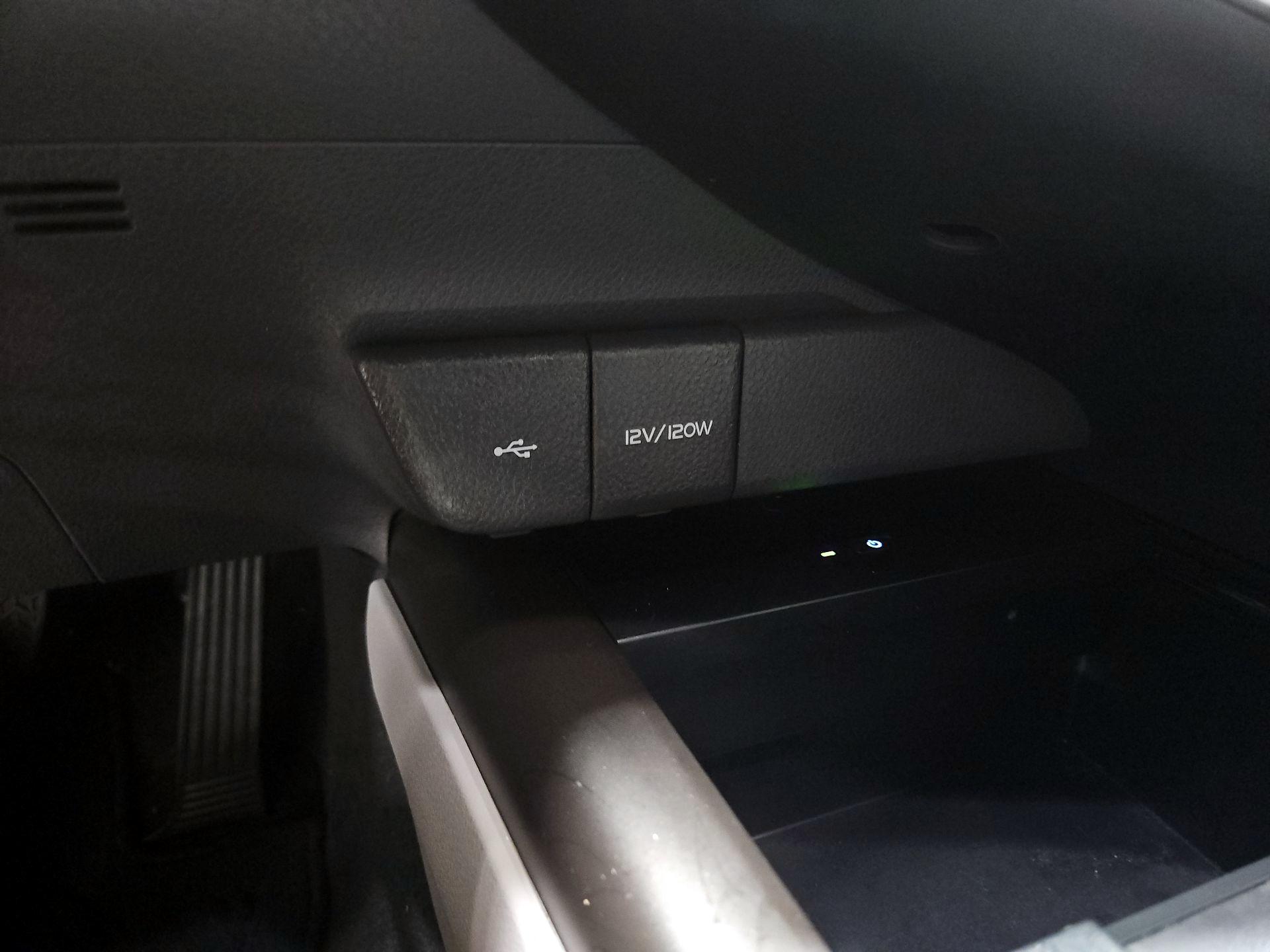 Thumbnail: 2024 Toyota Camry - 17