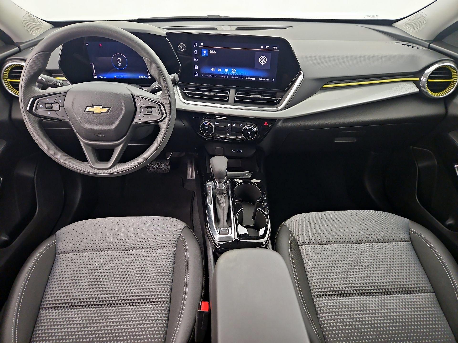 Thumbnail: 2025 Chevrolet Trax - 9