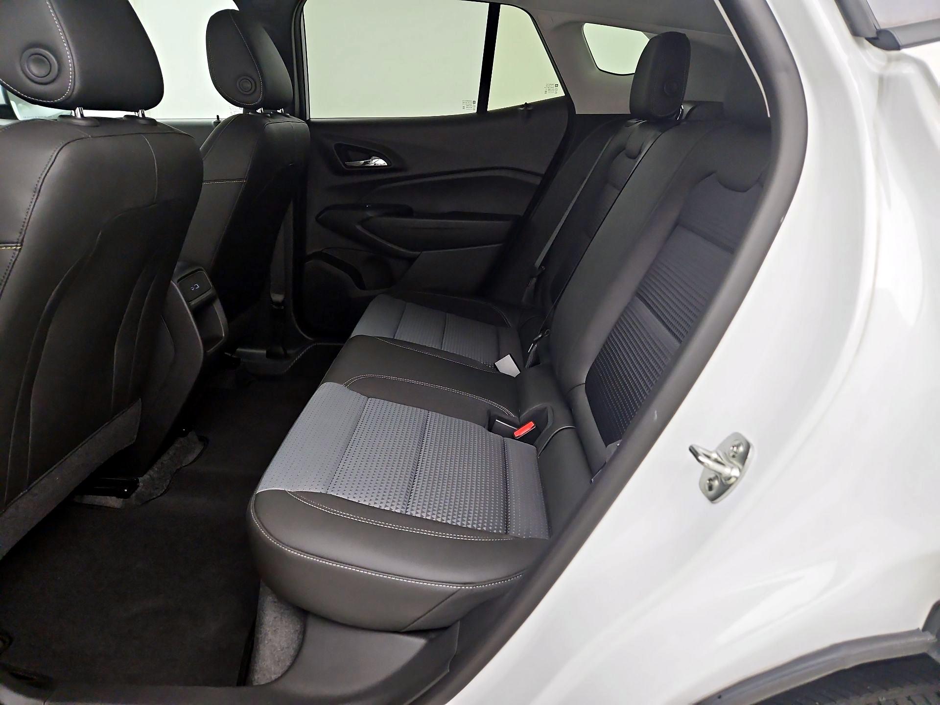 Thumbnail: 2025 Chevrolet Trax - 19