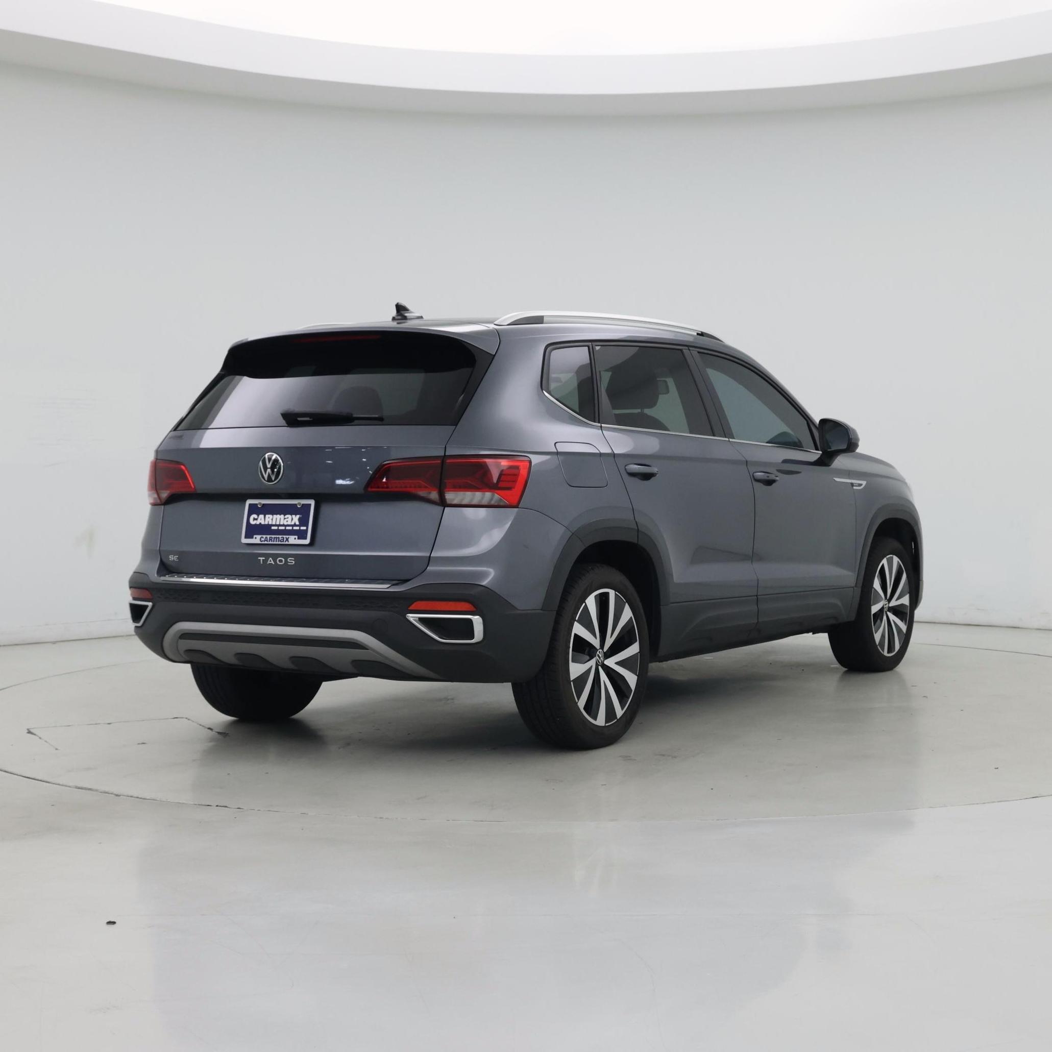 Thumbnail: 2022 Volkswagen Taos - 8