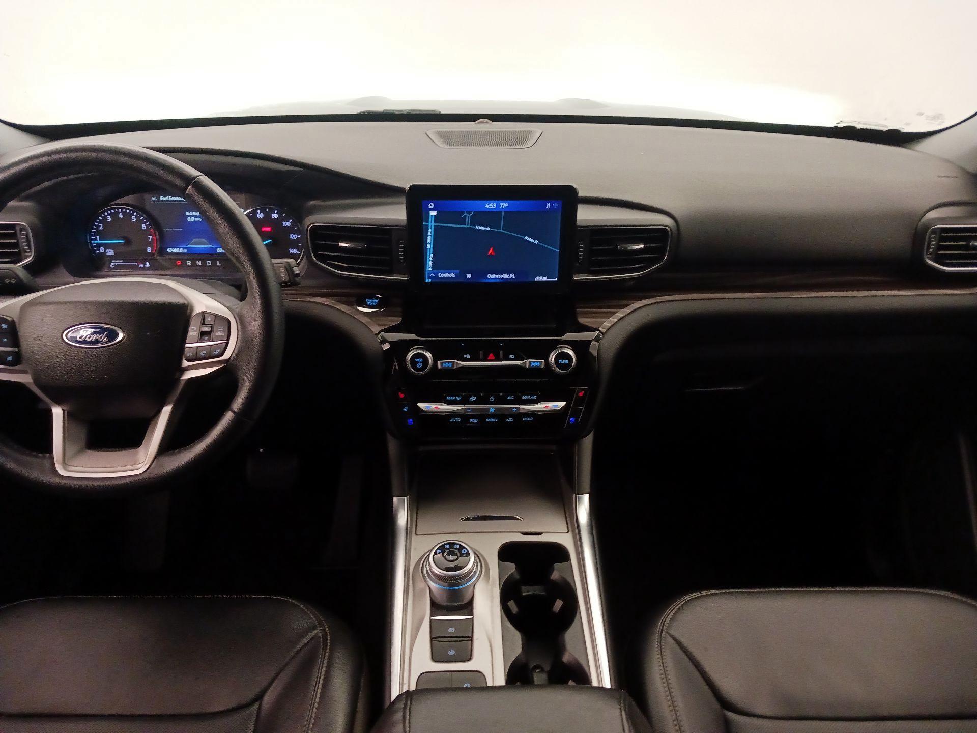 Thumbnail: 2022 Ford Explorer - 9