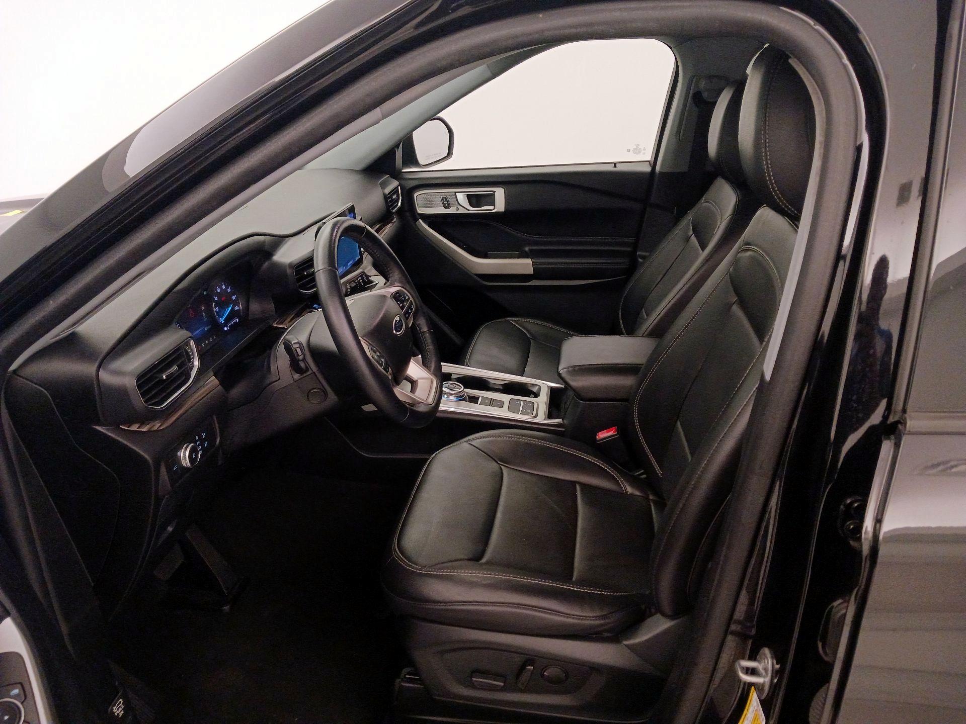 Thumbnail: 2022 Ford Explorer - 11