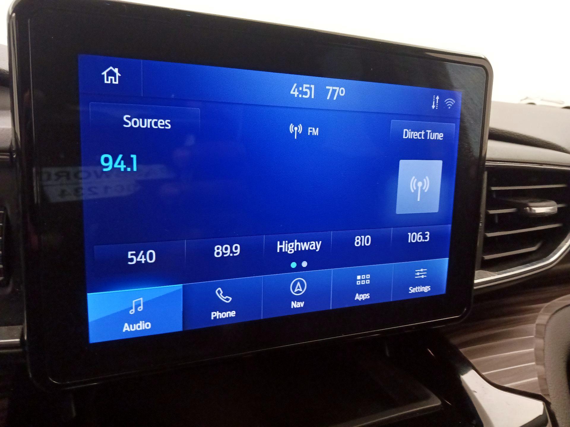 Thumbnail: 2022 Ford Explorer - 16