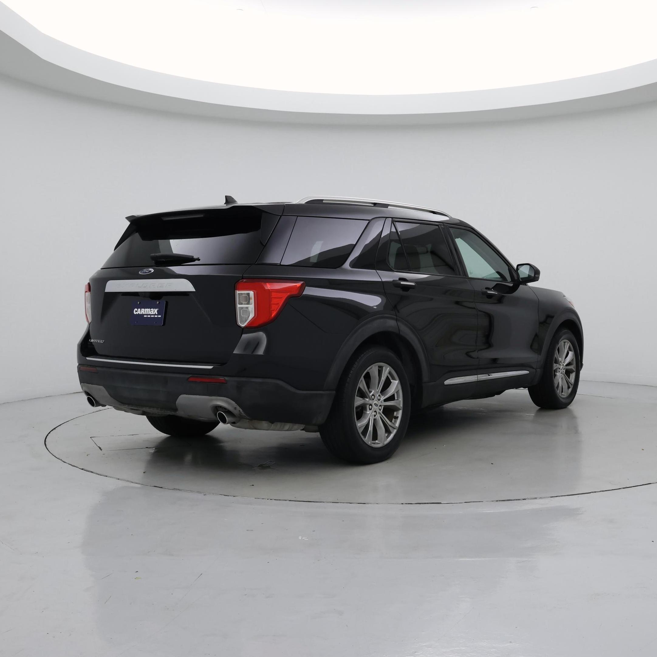 Thumbnail: 2022 Ford Explorer - 8