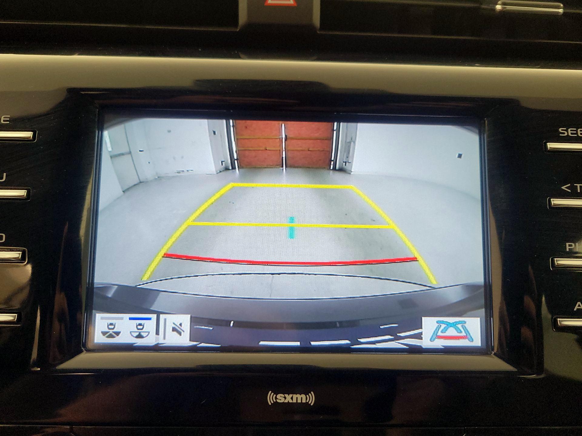 Thumbnail: 2020 Toyota Camry - 14