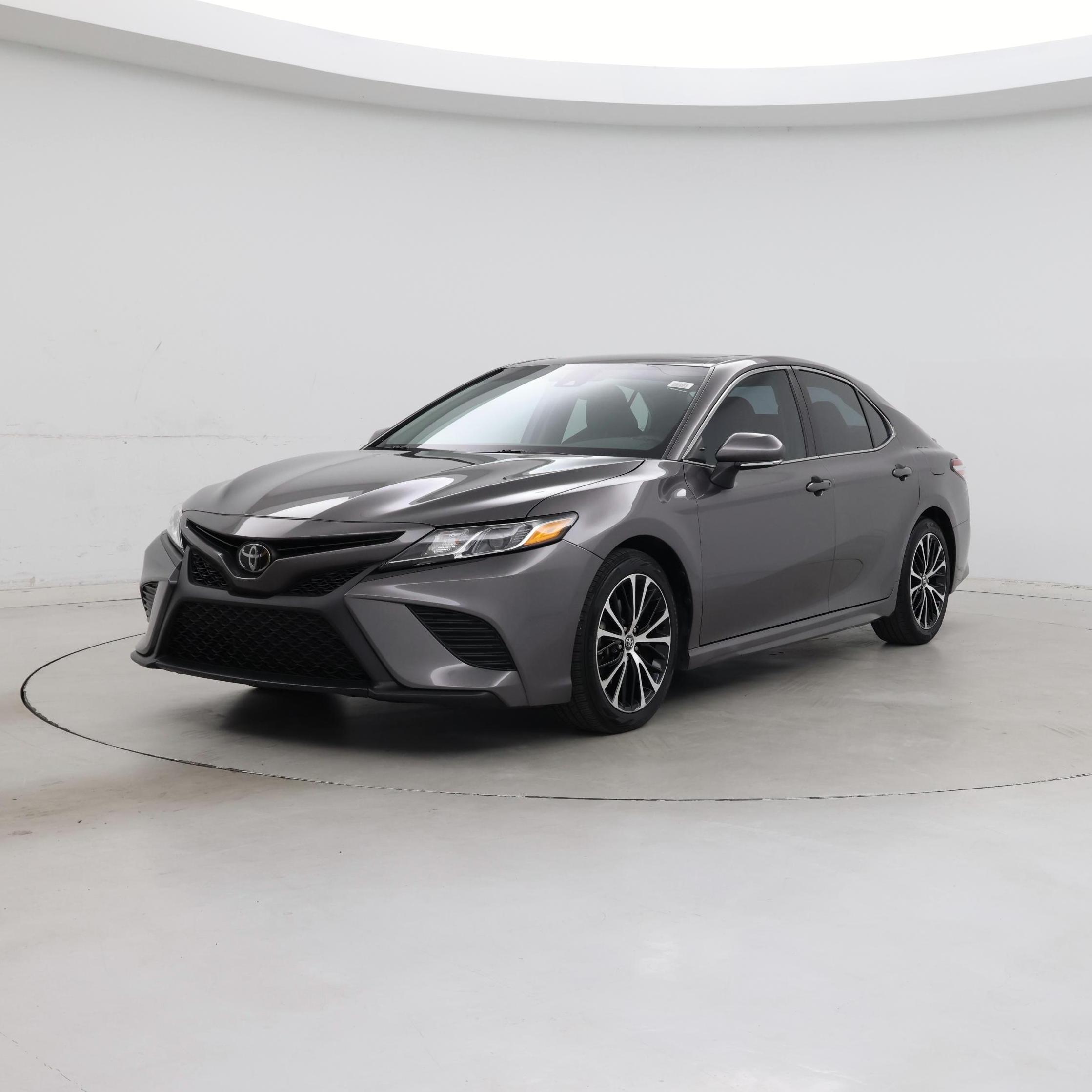 Thumbnail: 2020 Toyota Camry - 4