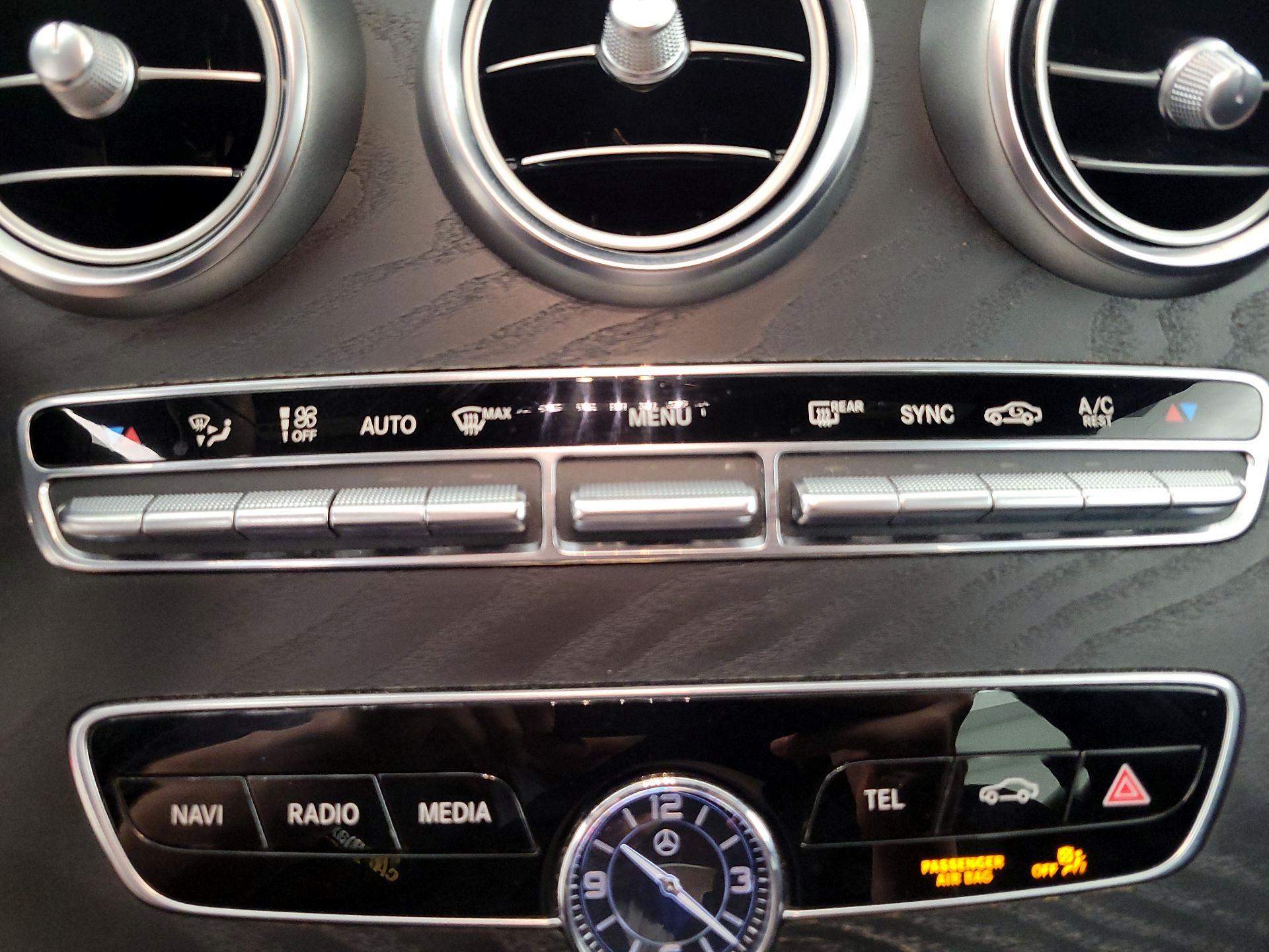 Thumbnail: 2020 Mercedes-Benz C-Class - 16