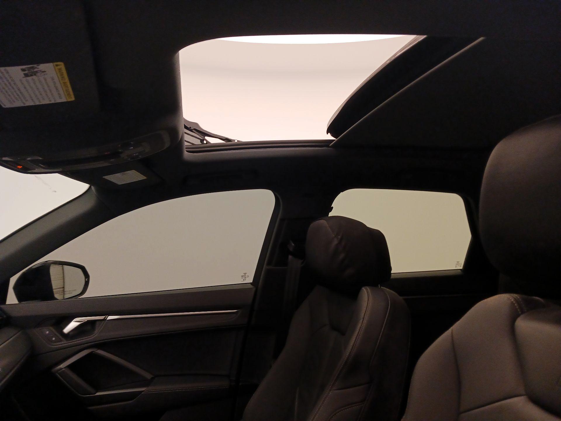 Thumbnail: 2024 Audi Q3 - 19