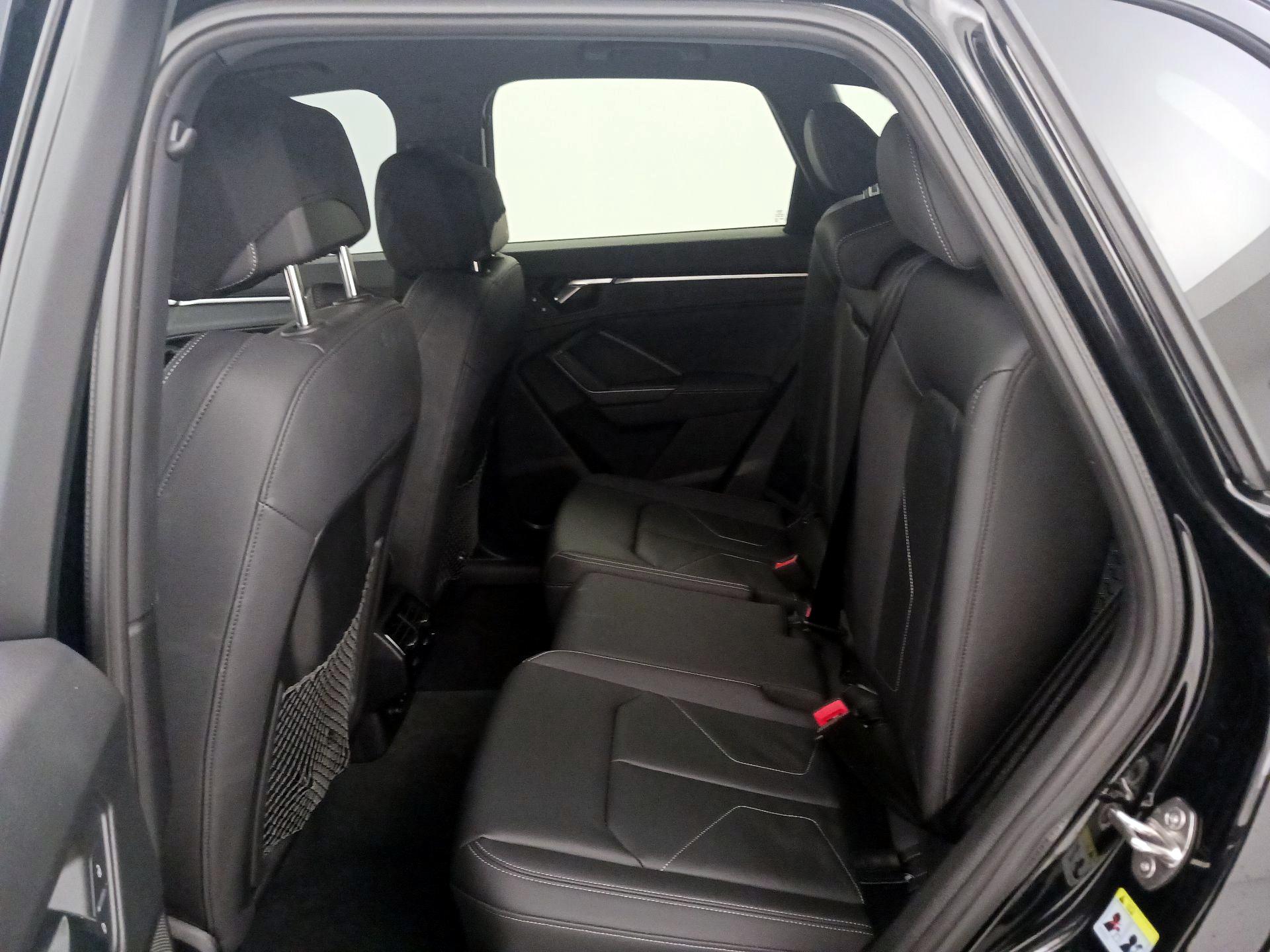 Thumbnail: 2024 Audi Q3 - 20