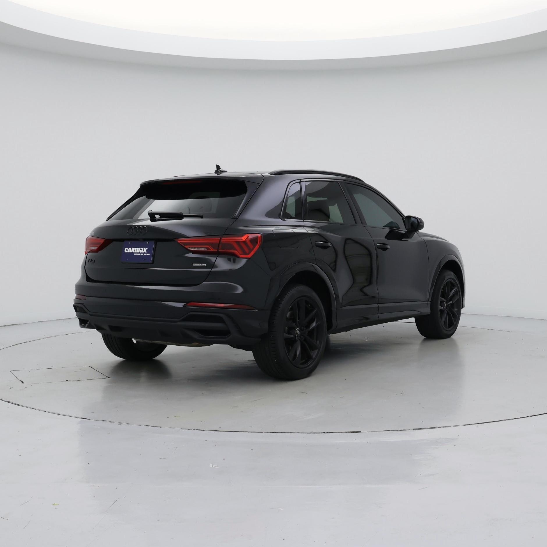 Thumbnail: 2024 Audi Q3 - 8